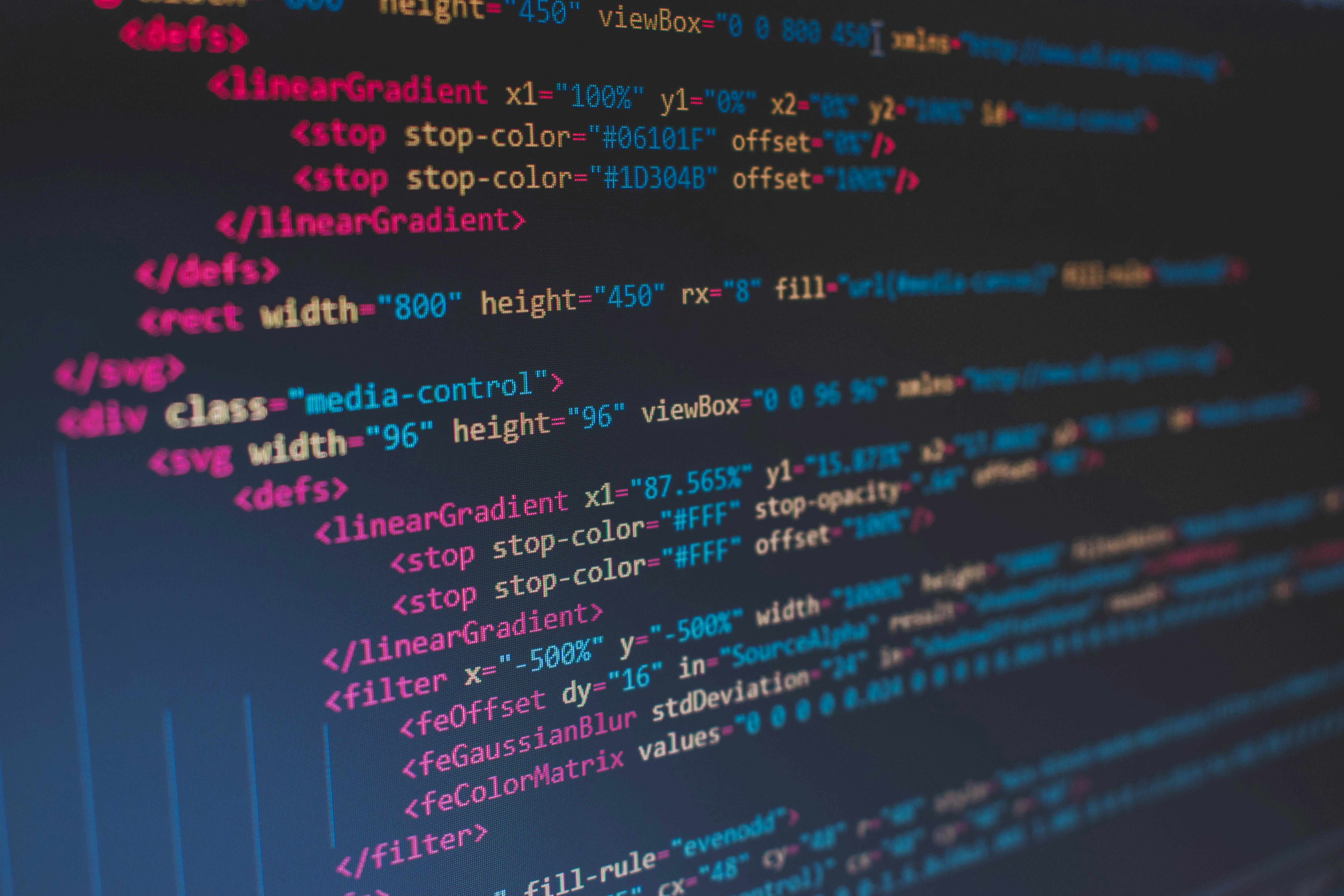 Cplus2ASP: Computando el Lenguaje de Acción C+ en Programación de Conjuntos de Respuesta