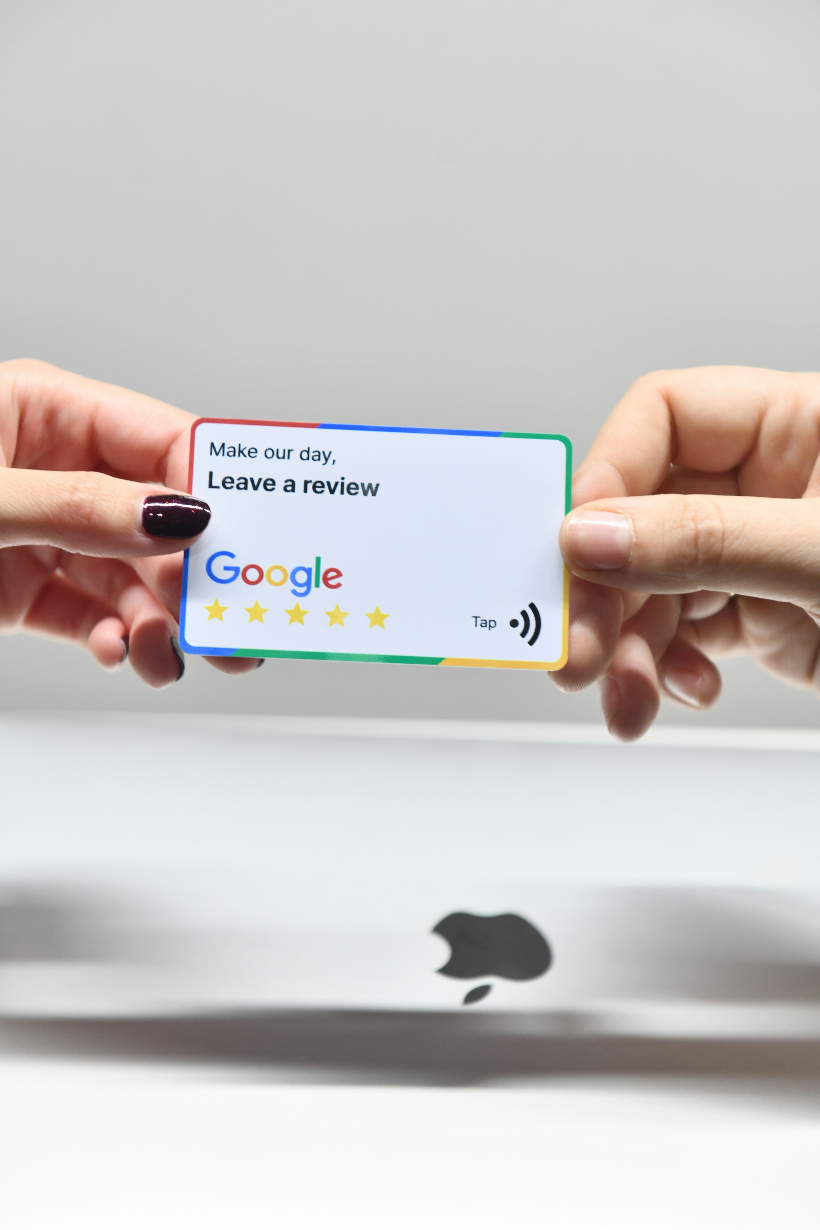 Critic-R: mejora la búsqueda agéntica con retroalimentación introspectiva