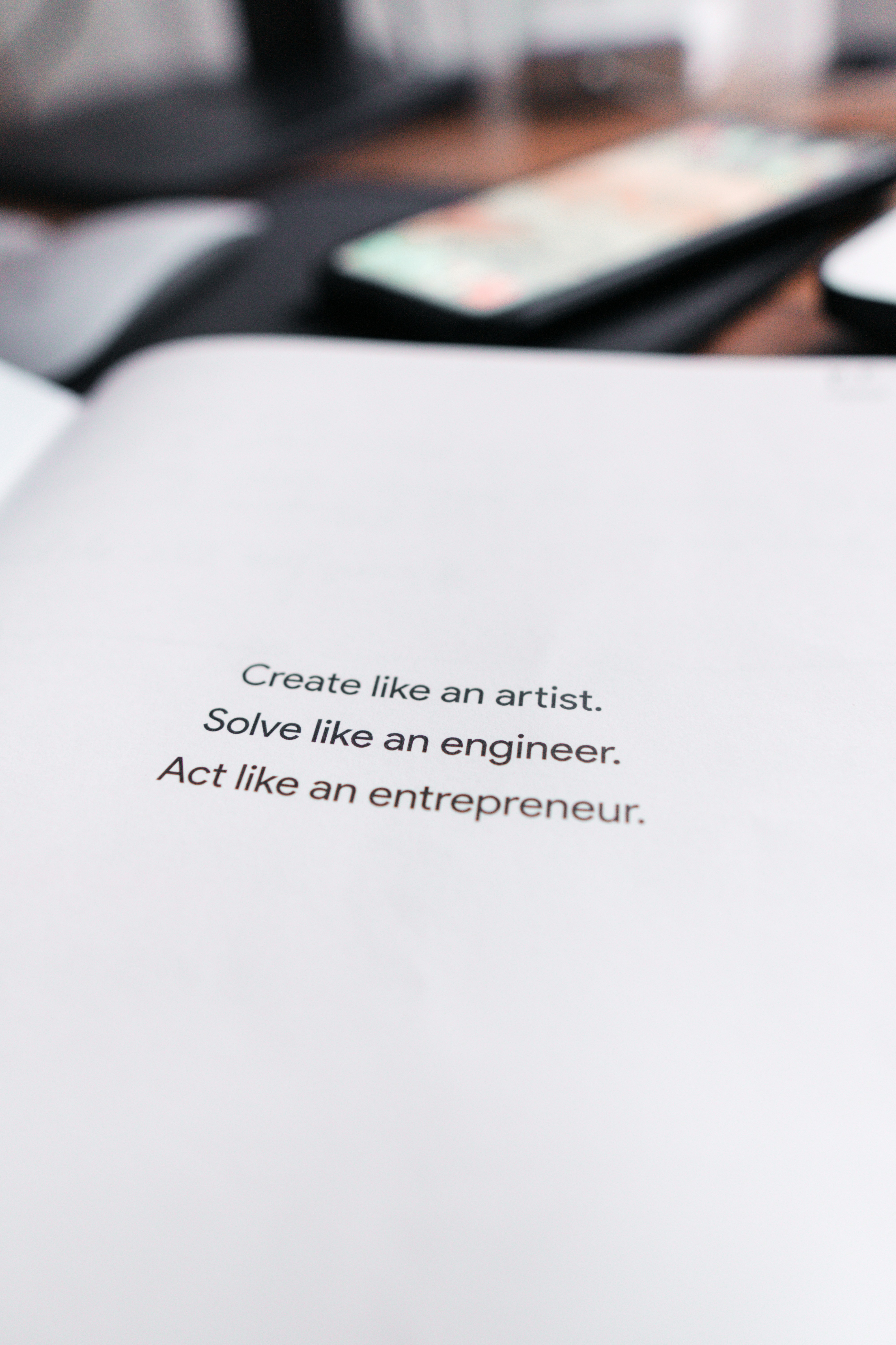 Empresarios pueden perfeccionar su pitch con un currículum vitæ profesional de este servicio