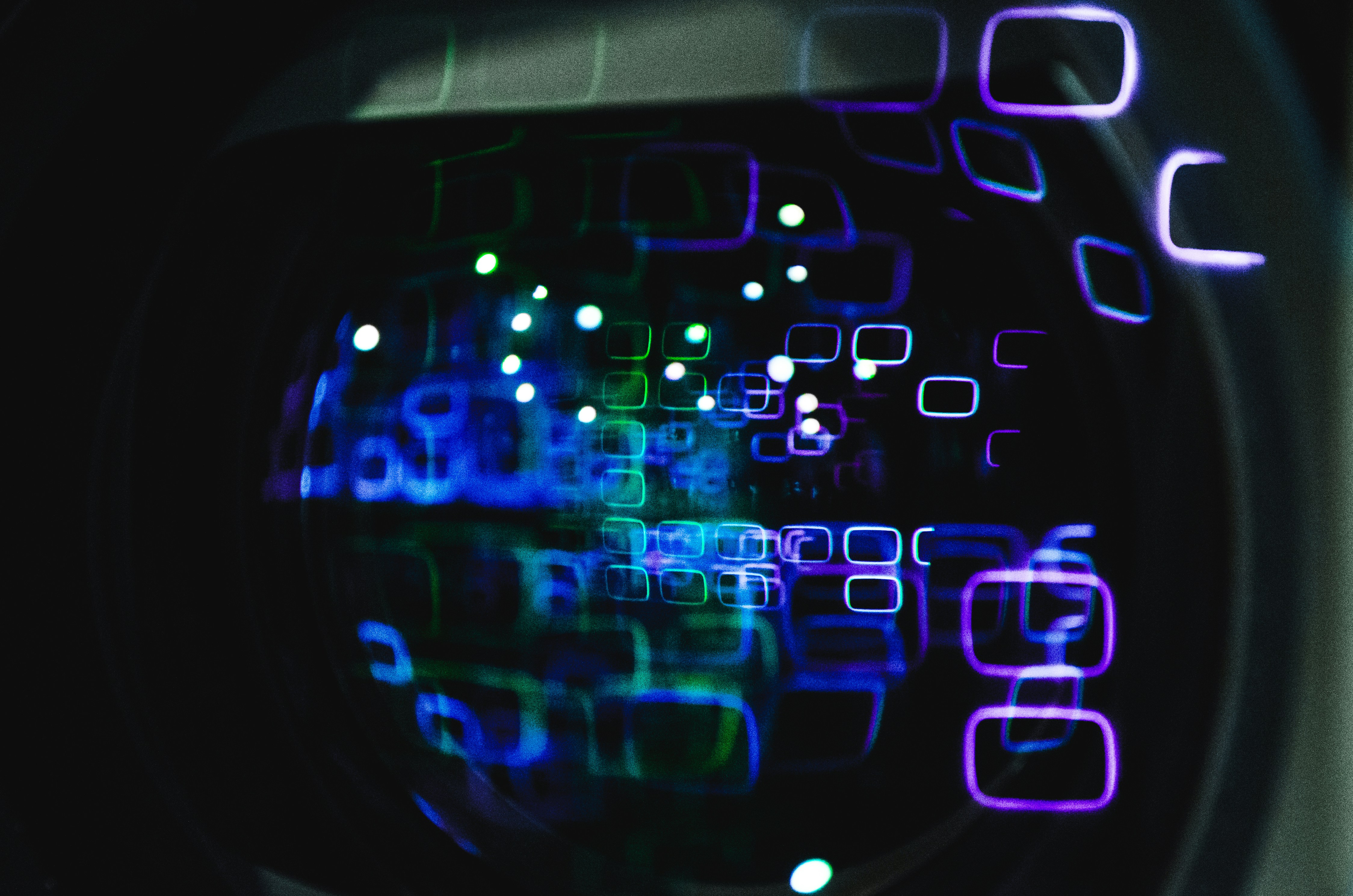 D2H-AD: Modelo híbrido para detección anomalías con computación hiperdimensional