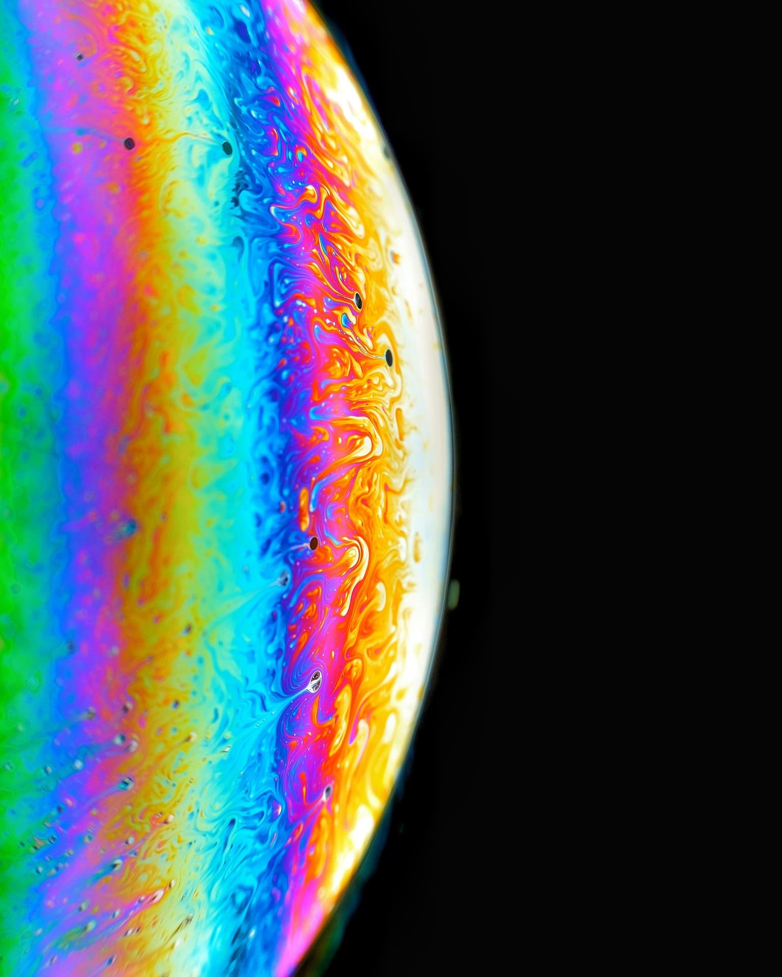 Deconvolución Espectral Automatizada para la Caracterización Atmosférica de Exoplanetas a través de Técnicas Optimizadas de Transformada de Fourier