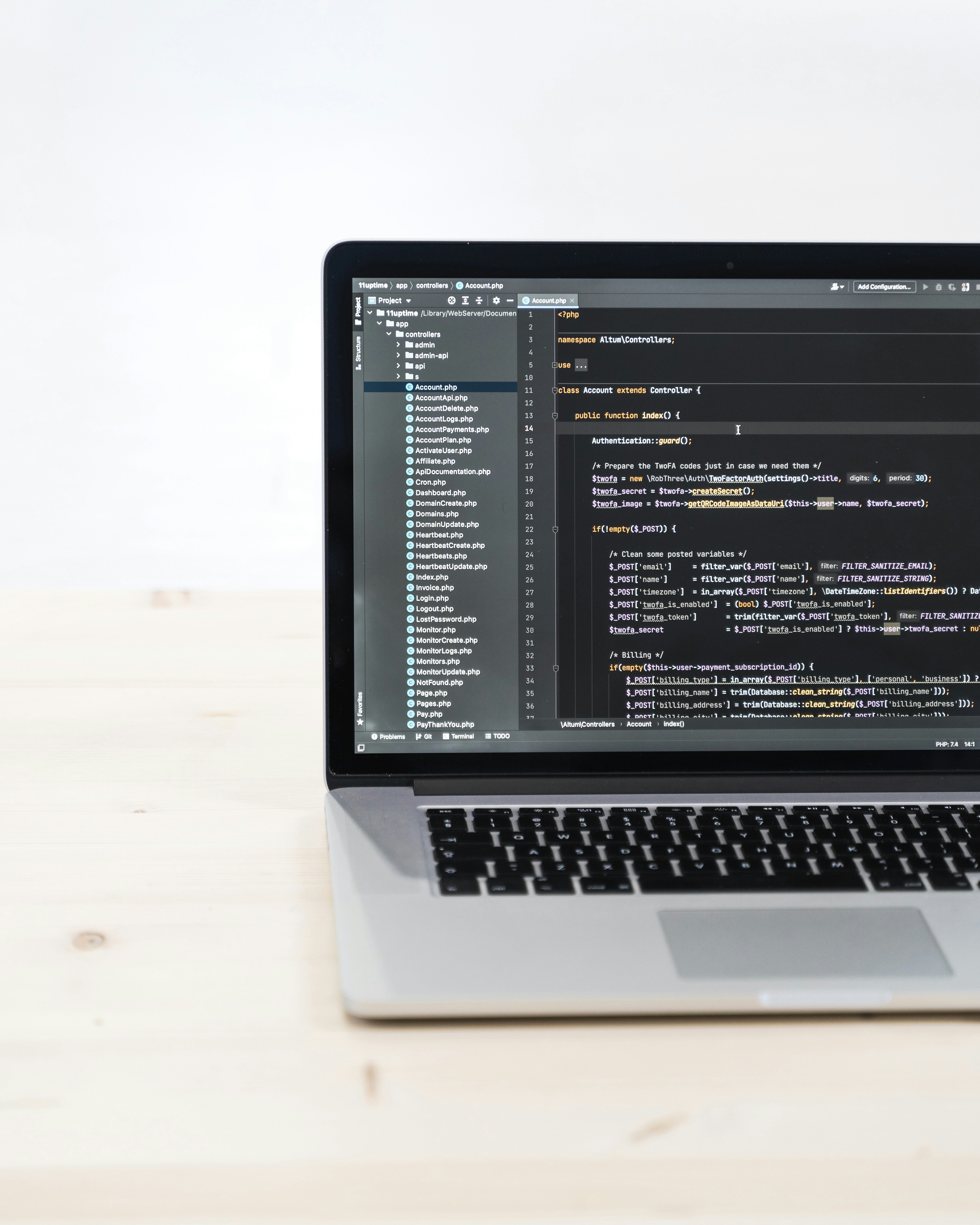 ¿Cómo puede el desarrollo de software personalizado interno ahorrar tiempo y dinero a tu empresa?