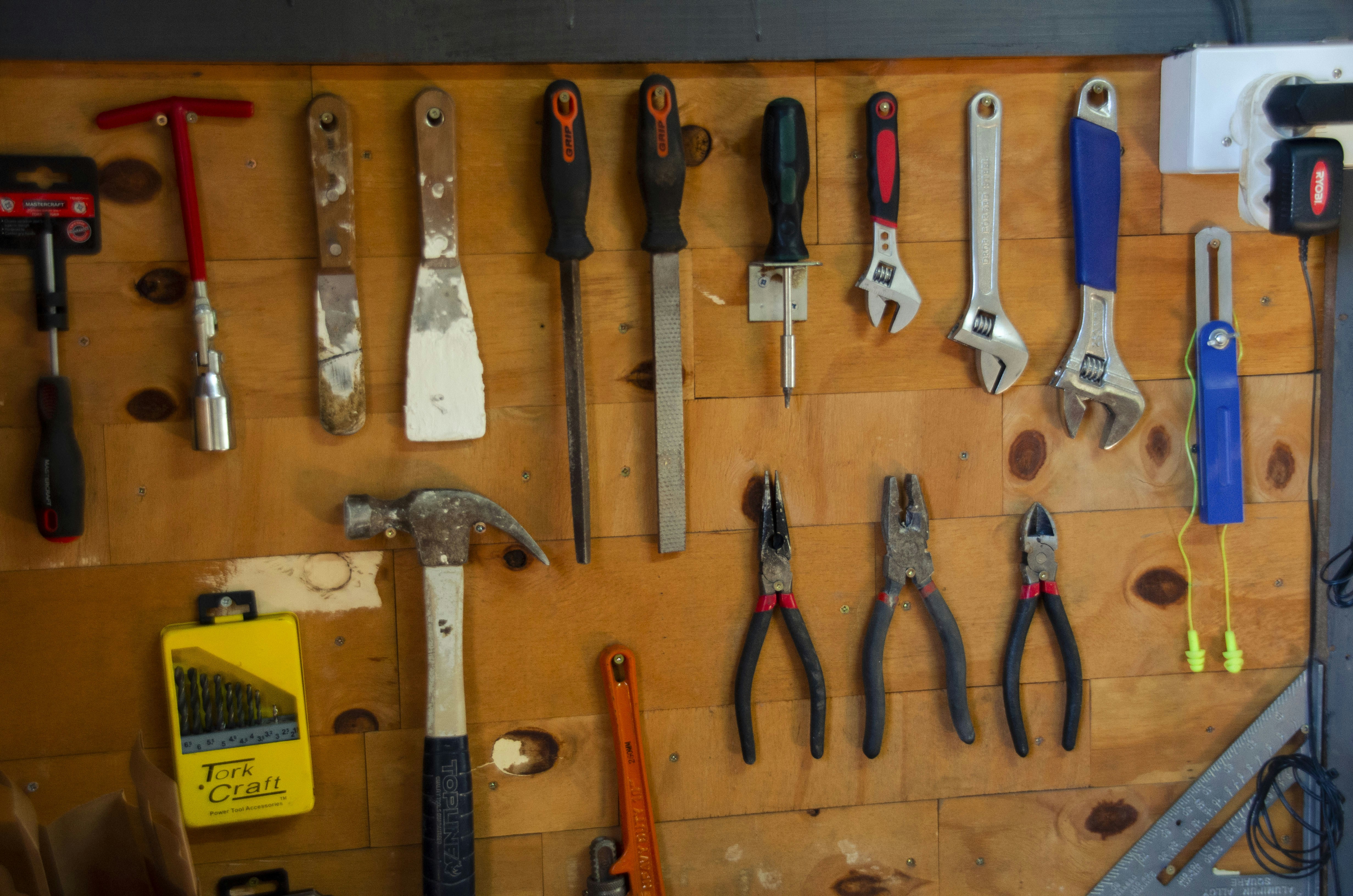 10 Herramientas de código abierto que reemplazaron mi conjunto de SaaS pagadas (Y por qué realmente se lo merecían)