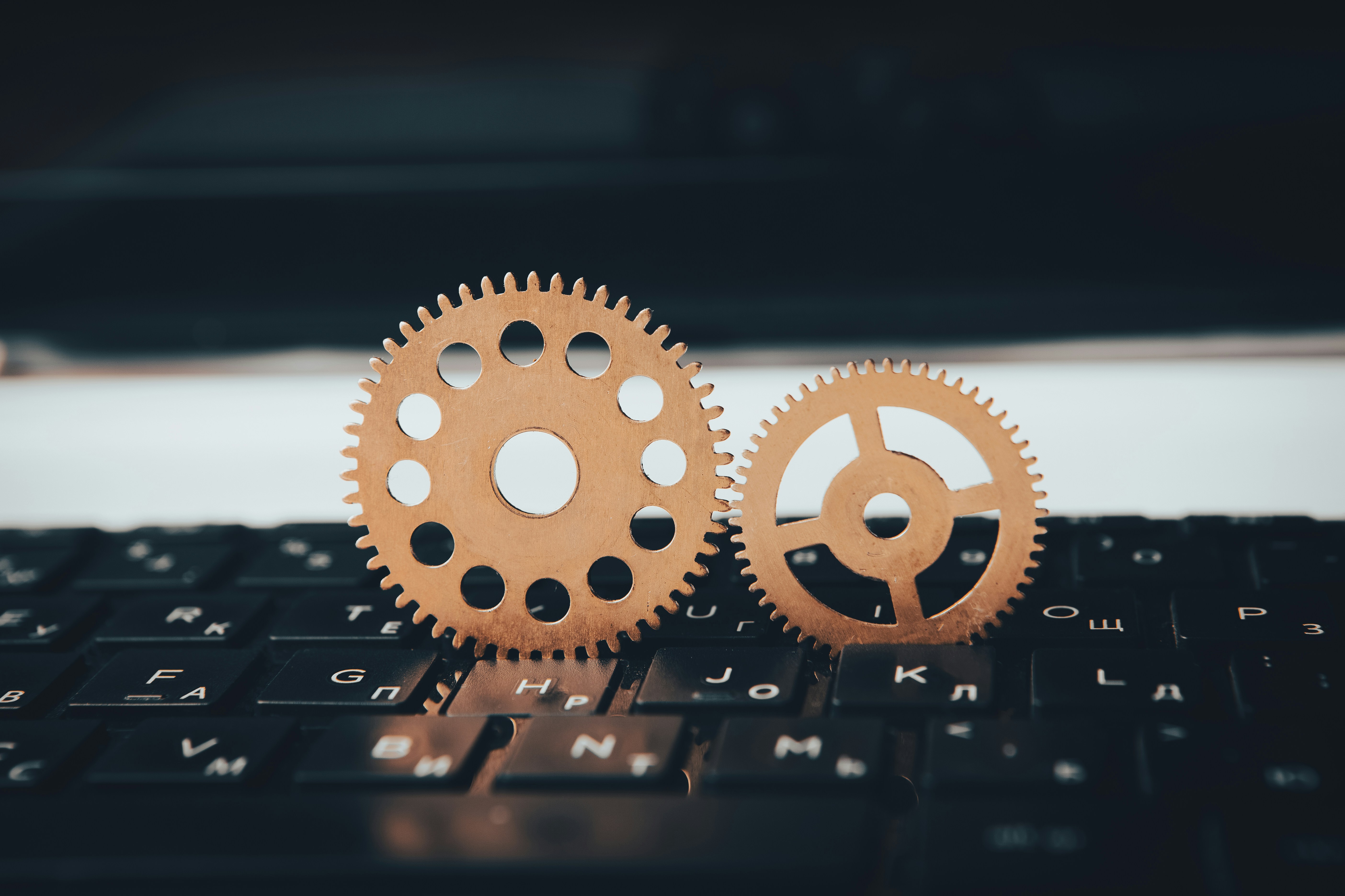 ¿Cuáles son las principales características de automatizar mis procesos de negocio?