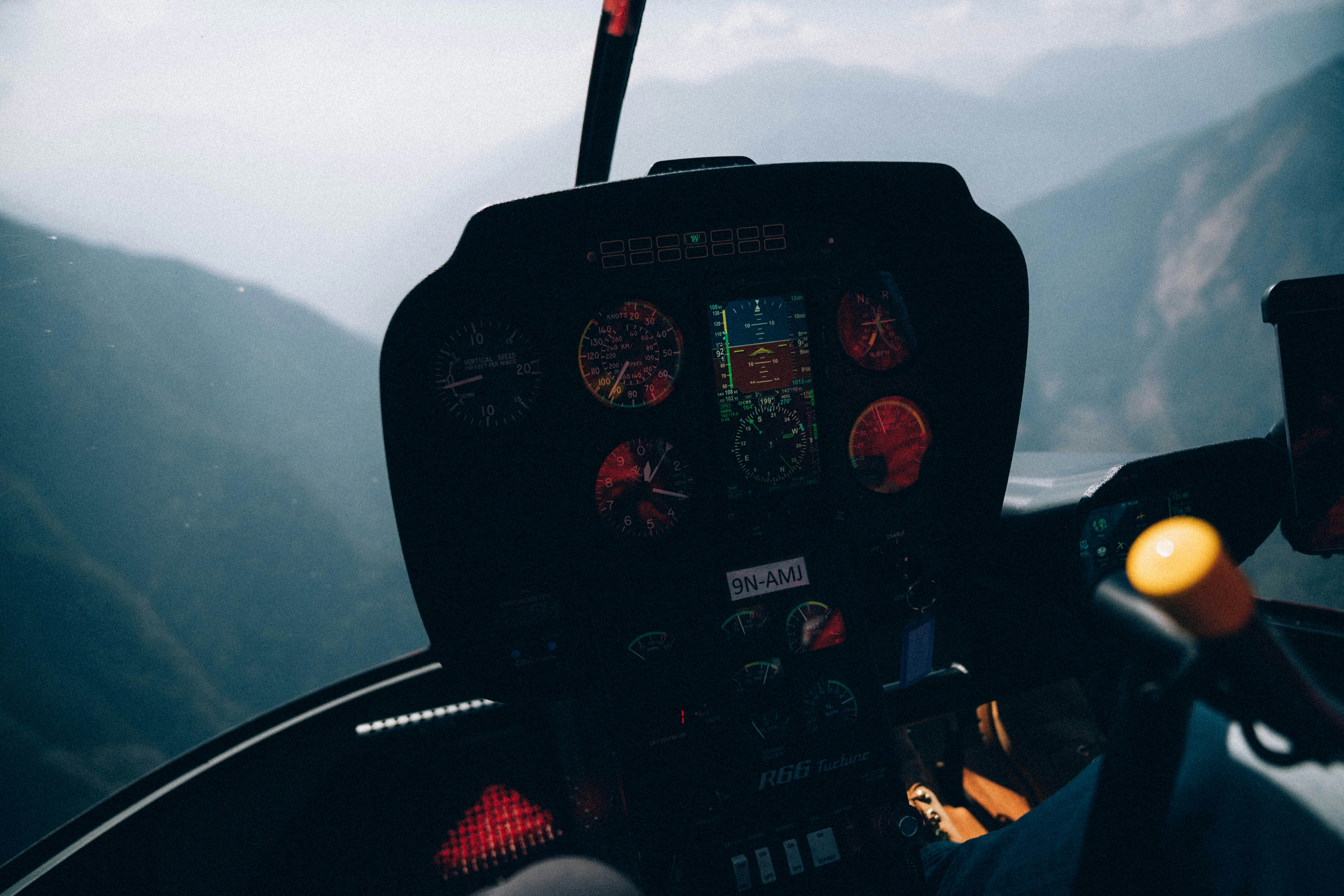 Cómo frenar alucinaciones en Copilot (y otras herramientas genAI)