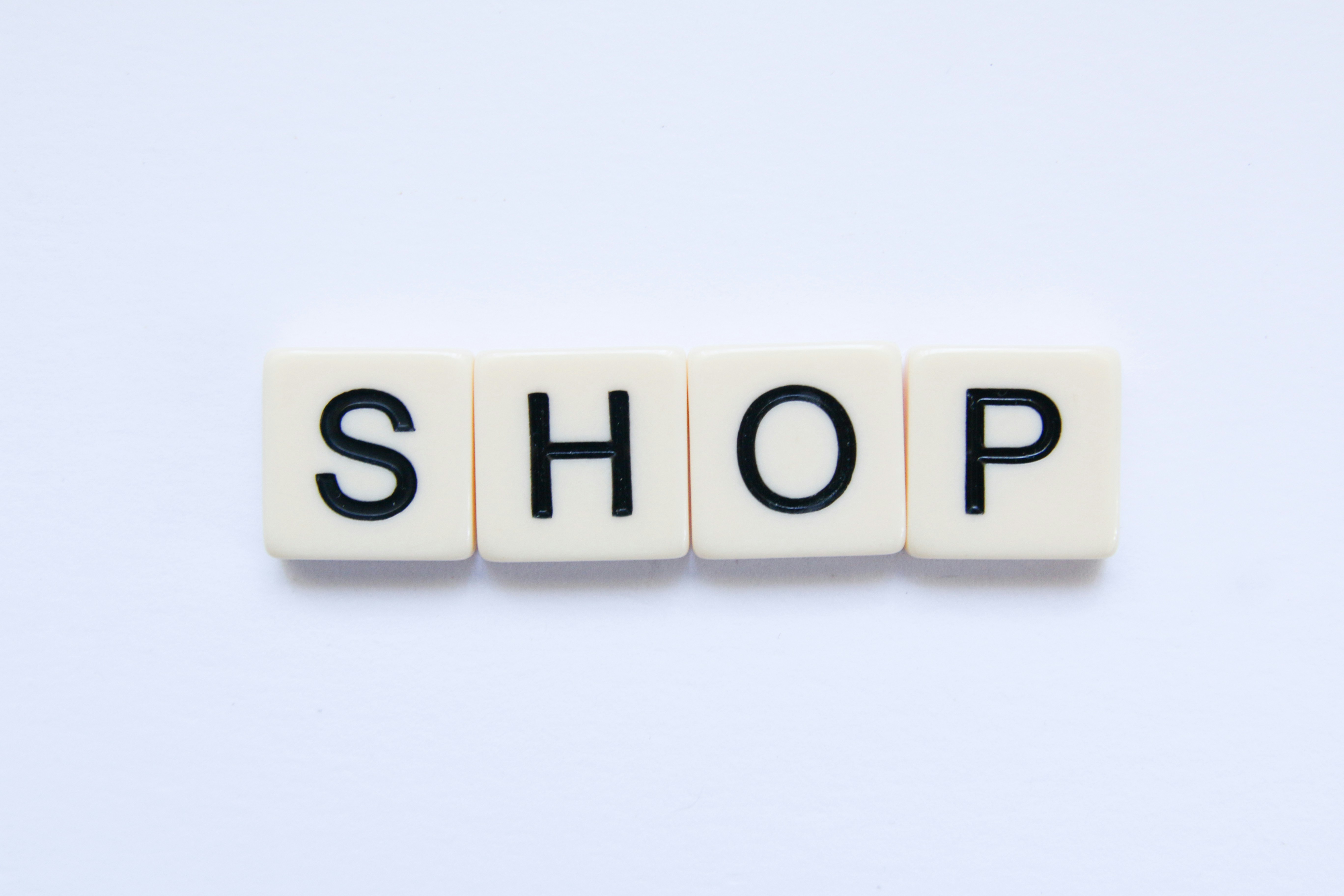 Guía del comprador para el diseño de tiendas en línea: características, precios y retorno de la inversión para exportadores