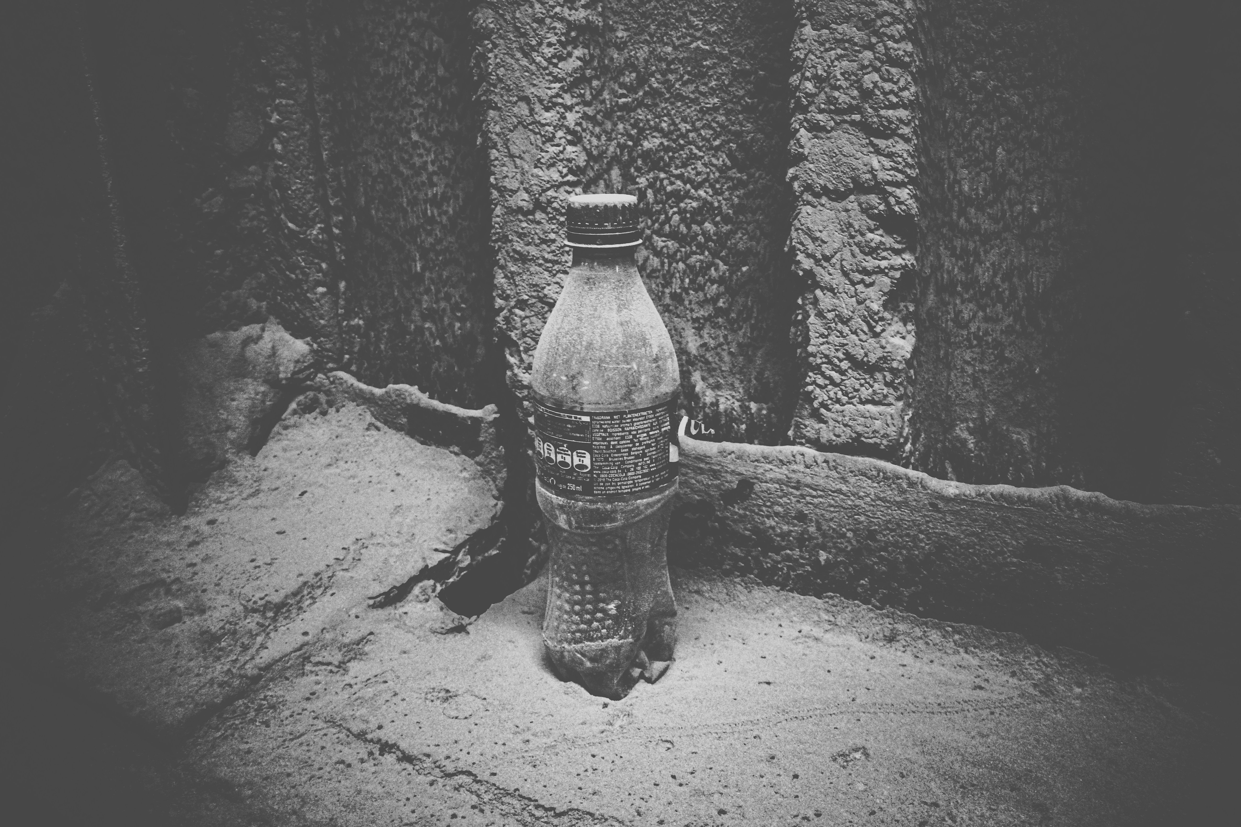 Cuello de botella de información para aprender el espacio de fases de la dinámica a partir de datos experimentales de alta dimensión.