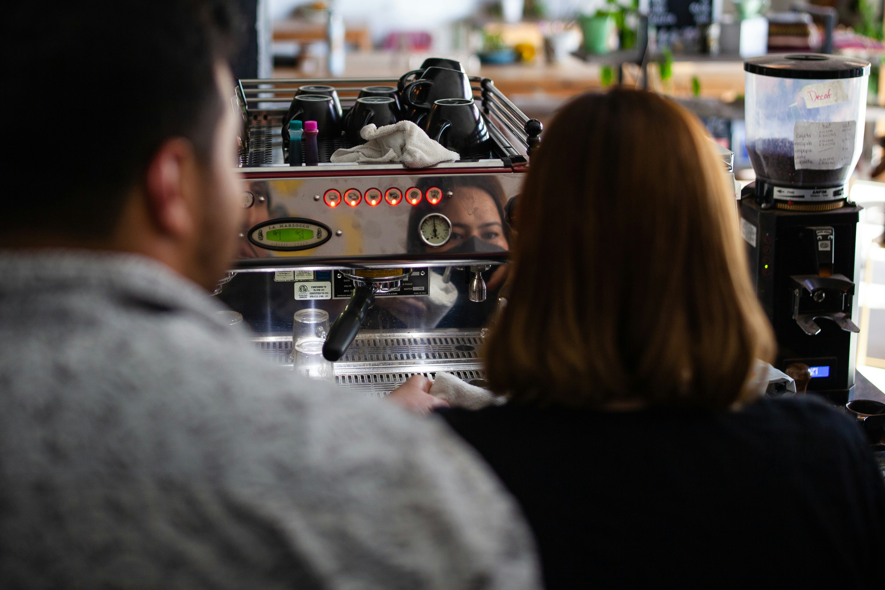 ¿Cómo apoya la automatización a las pequeñas empresas en la transformación digital?