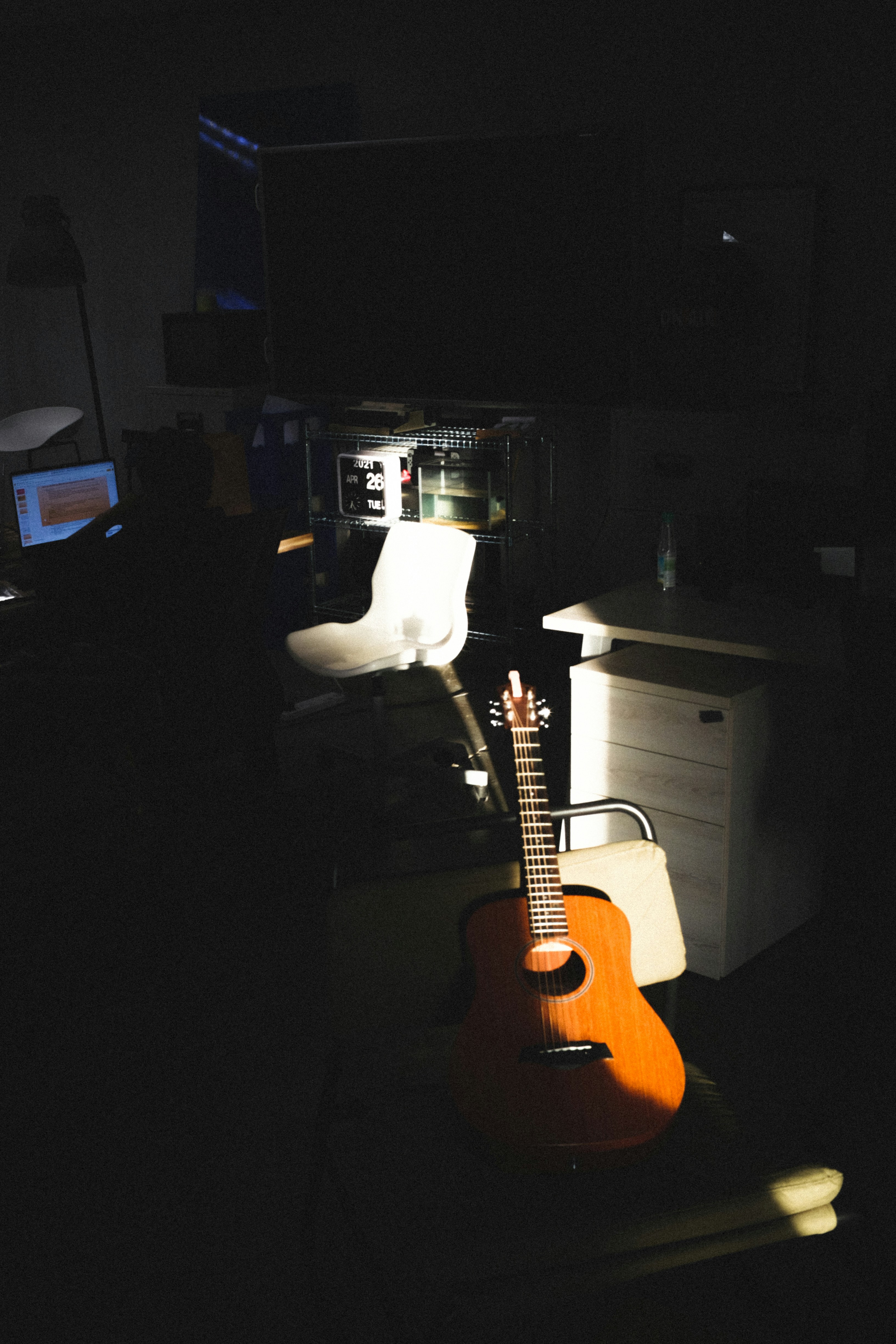 Cómo la dirección global de Kiro me convirtió en un ingeniero Frankenstein en solitario