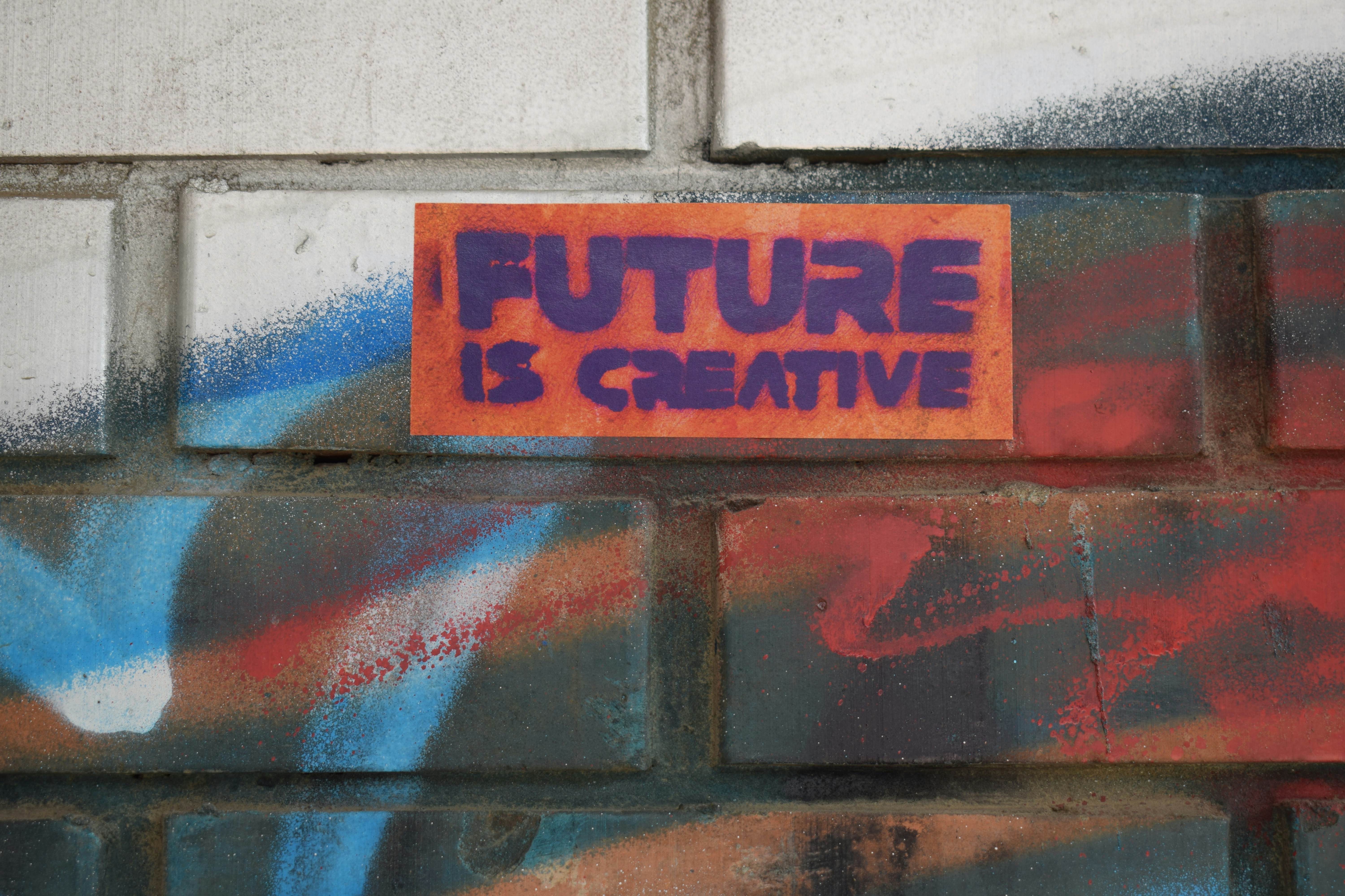 Desatando la creatividad: la revolución de IA generativa en 2025