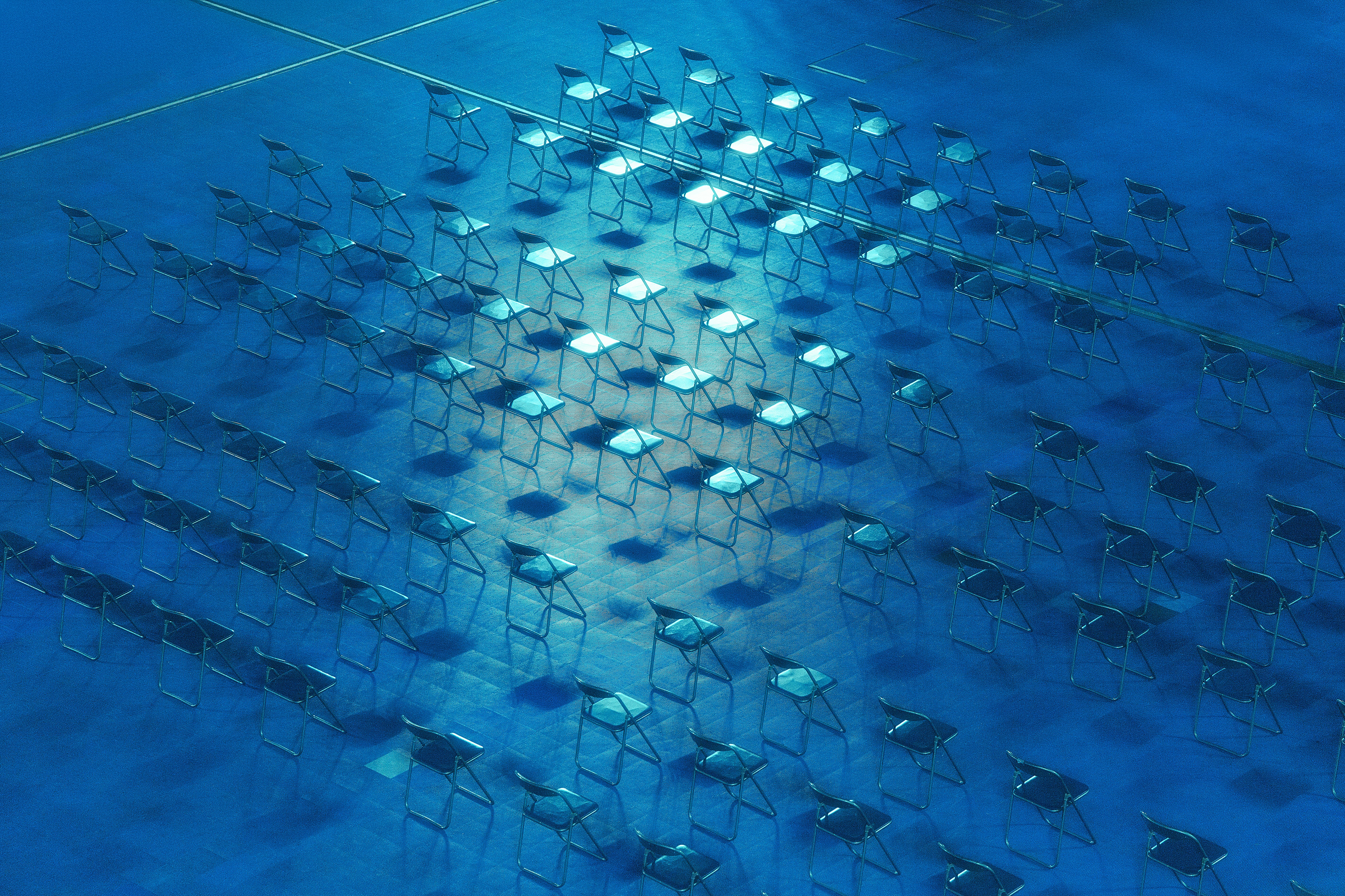 Desatar el rendimiento de la inteligencia artificial: cómo los chiplets y las redes inteligentes están democratizando el silicio personalizado por Arvind Sundararajan