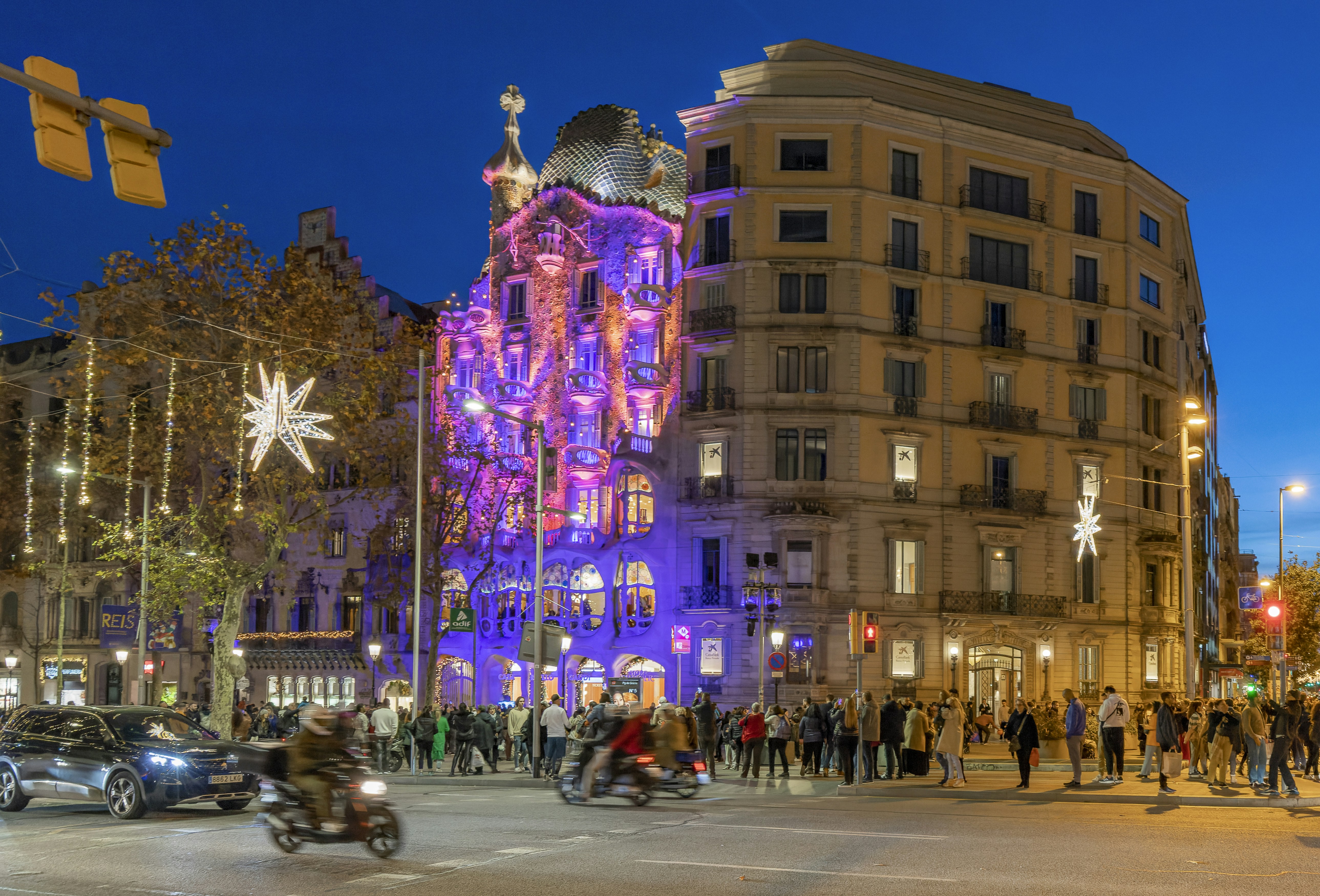 Estudio de caso: Cómo el sector del entretenimiento de Barcelona ahorra 20 000 € con la aplicación web Create para la gestión de