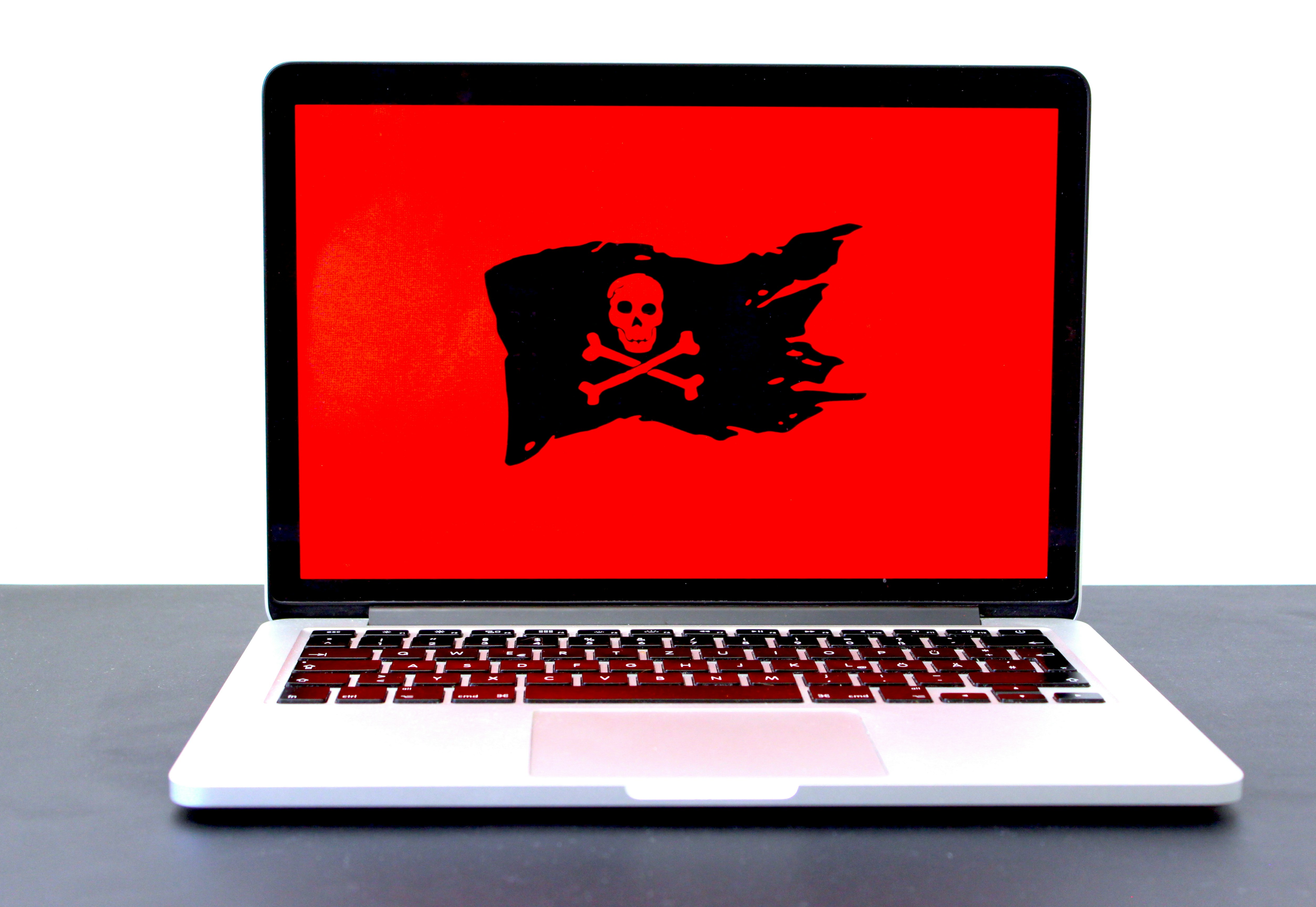 El malware de minería de GPU se propaga a través de envenenamiento SEO y chatbots de IA