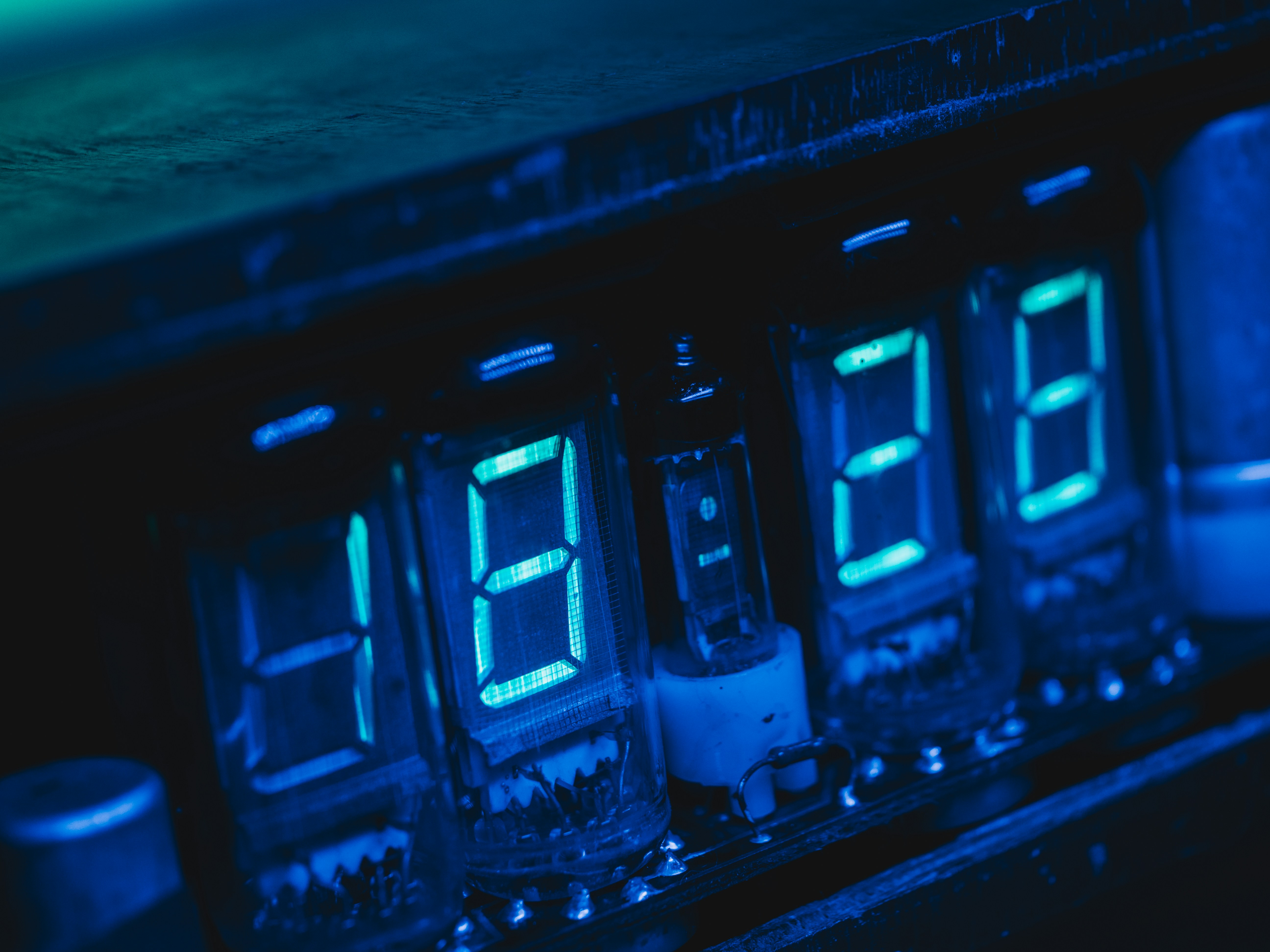 Cuándo es el momento adecuado para invertir en un conmutador empresarial impulsado por IA en 2025?