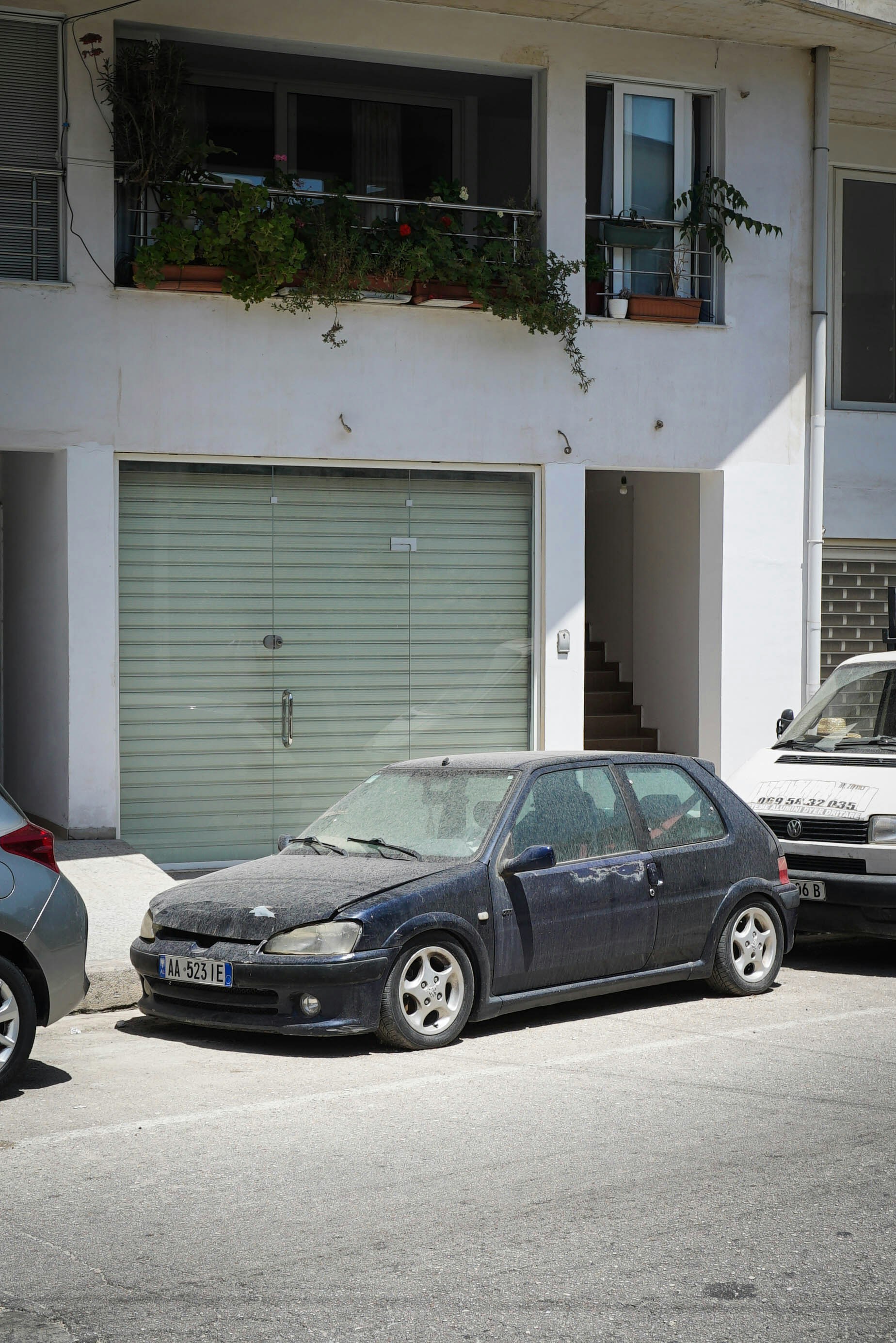 Errores ocultos que cometen los concesionarios de automóviles españoles con el presupuesto de comercio electrónico personalizado (Coste en €)