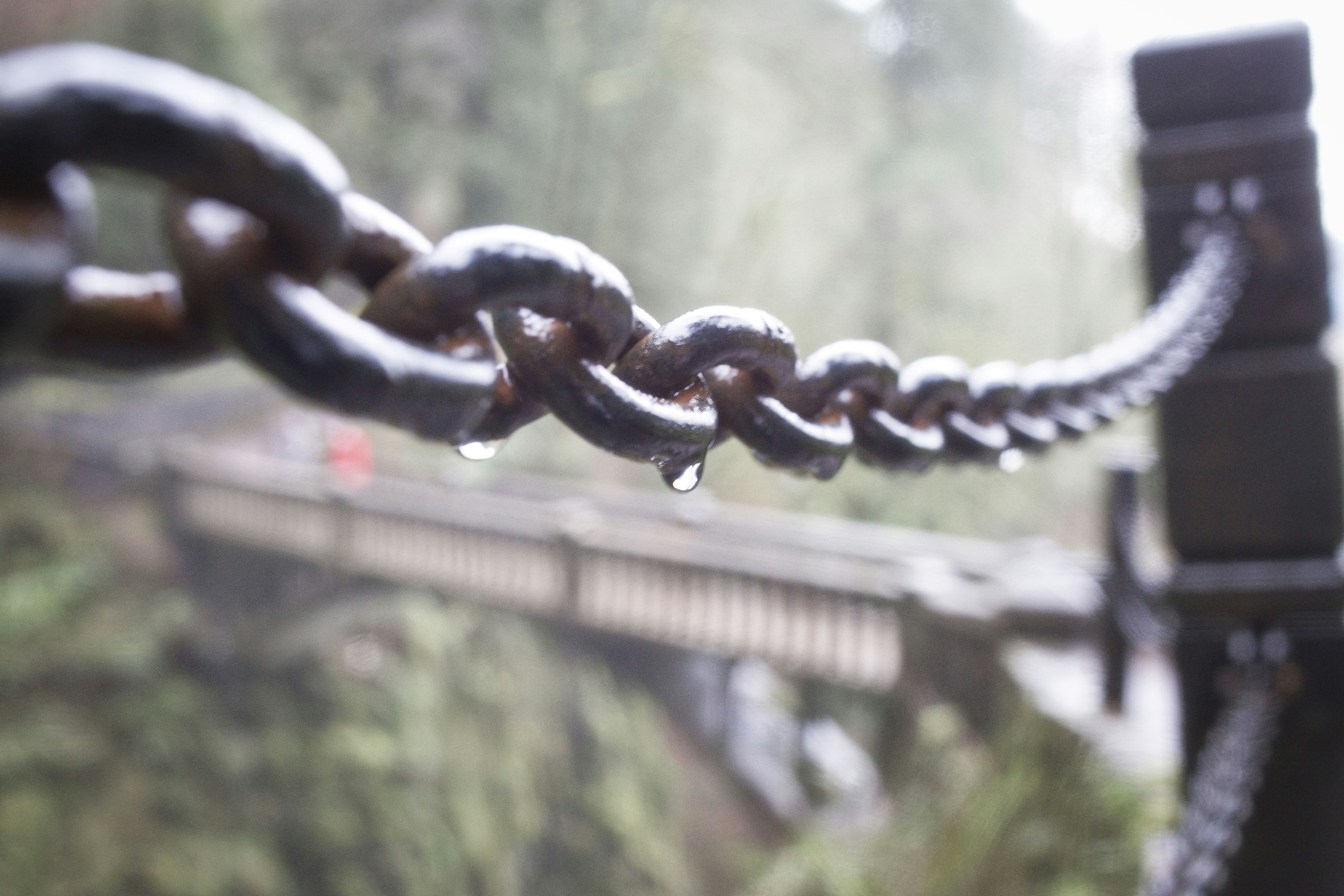 Tokenización RWA: Por qué la estructura legal es lo primero y las decisiones de blockchain van en segundo lugar