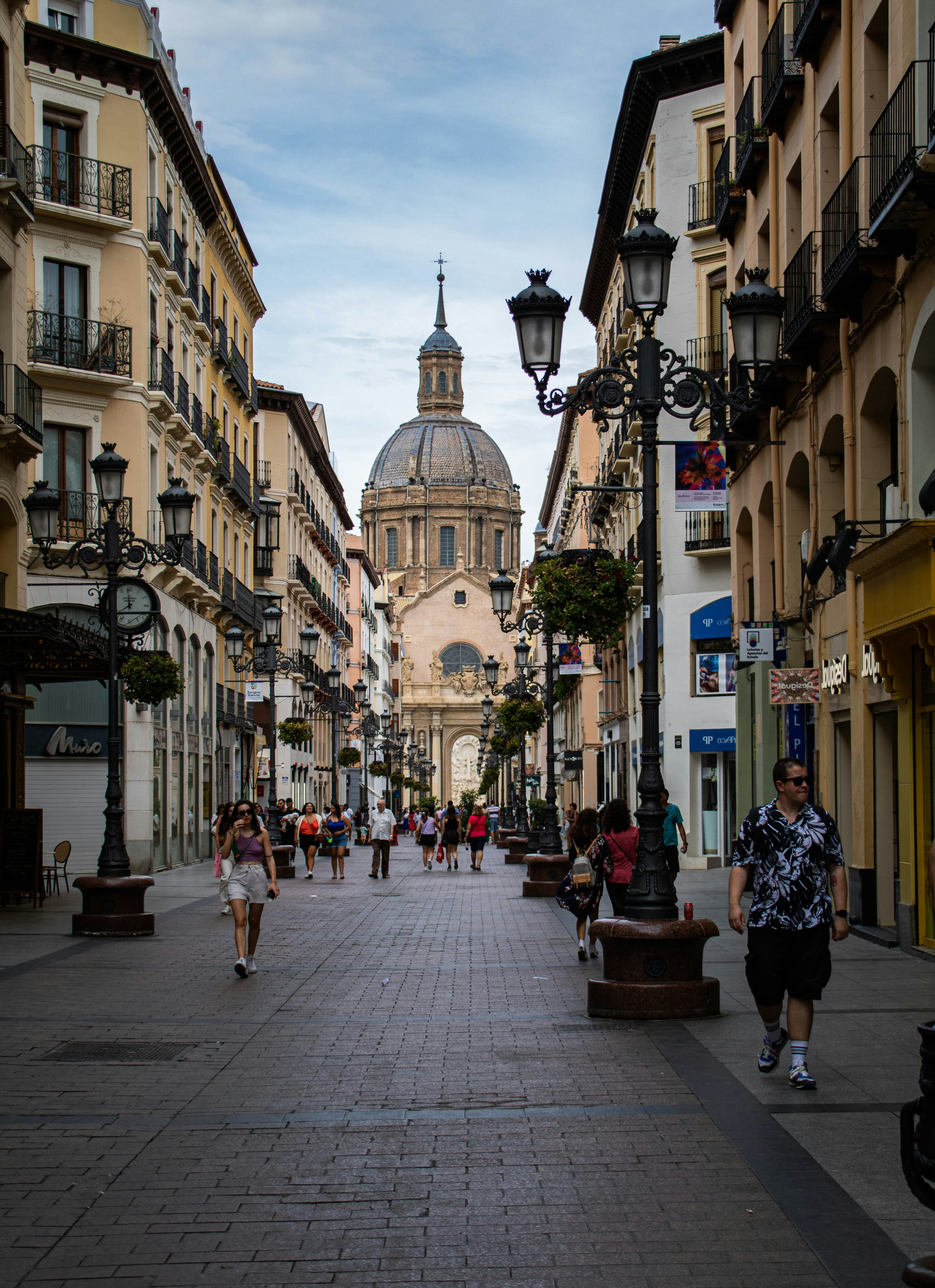 Las 100 mejores empresas para la implementación de ChatGPT para negocios en Zaragoza