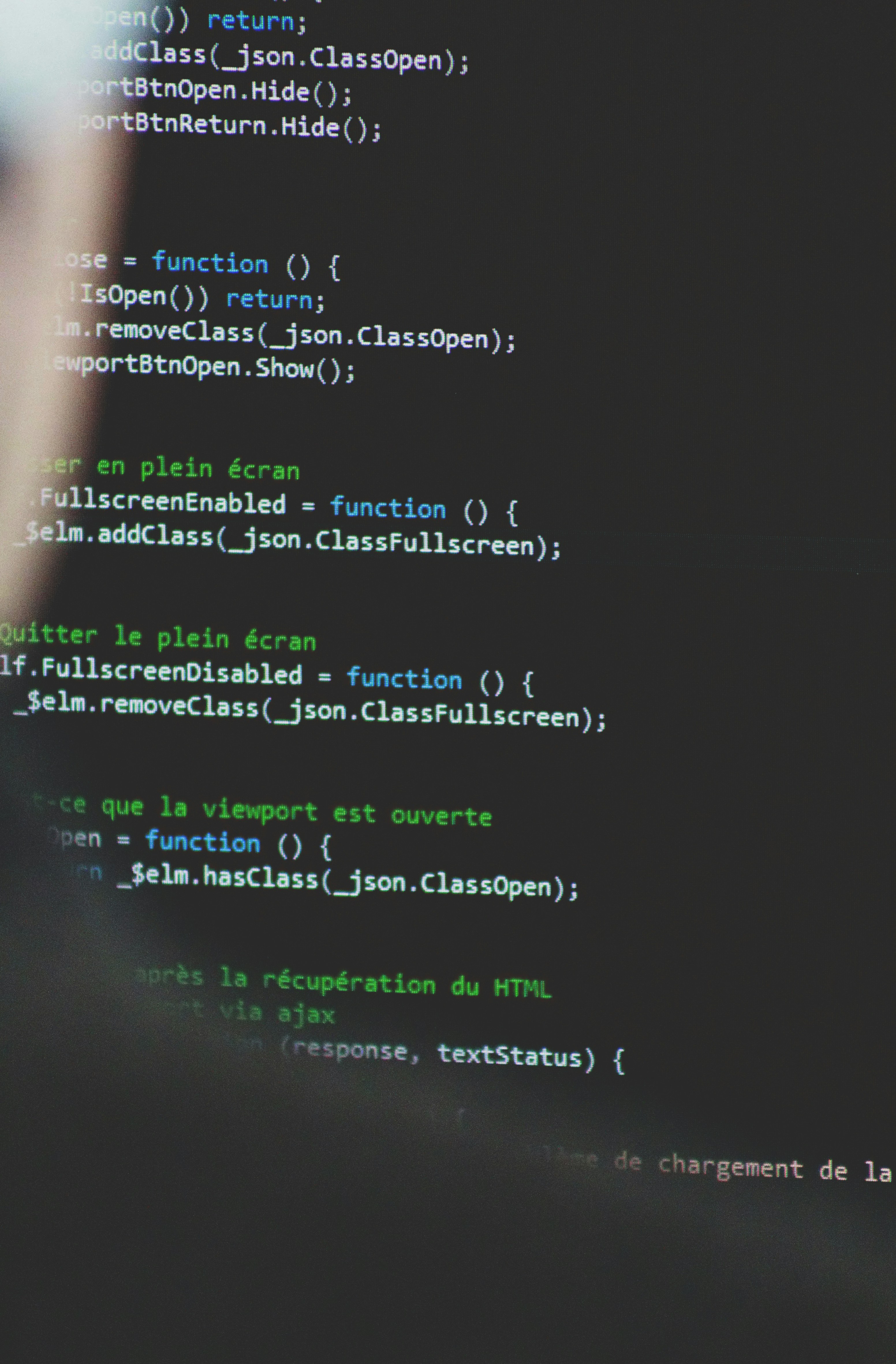 CLAUDE.md para Python: 13 reglas que hacen que la IA escriba código de producción idiomático y seguro en cuanto a tipos