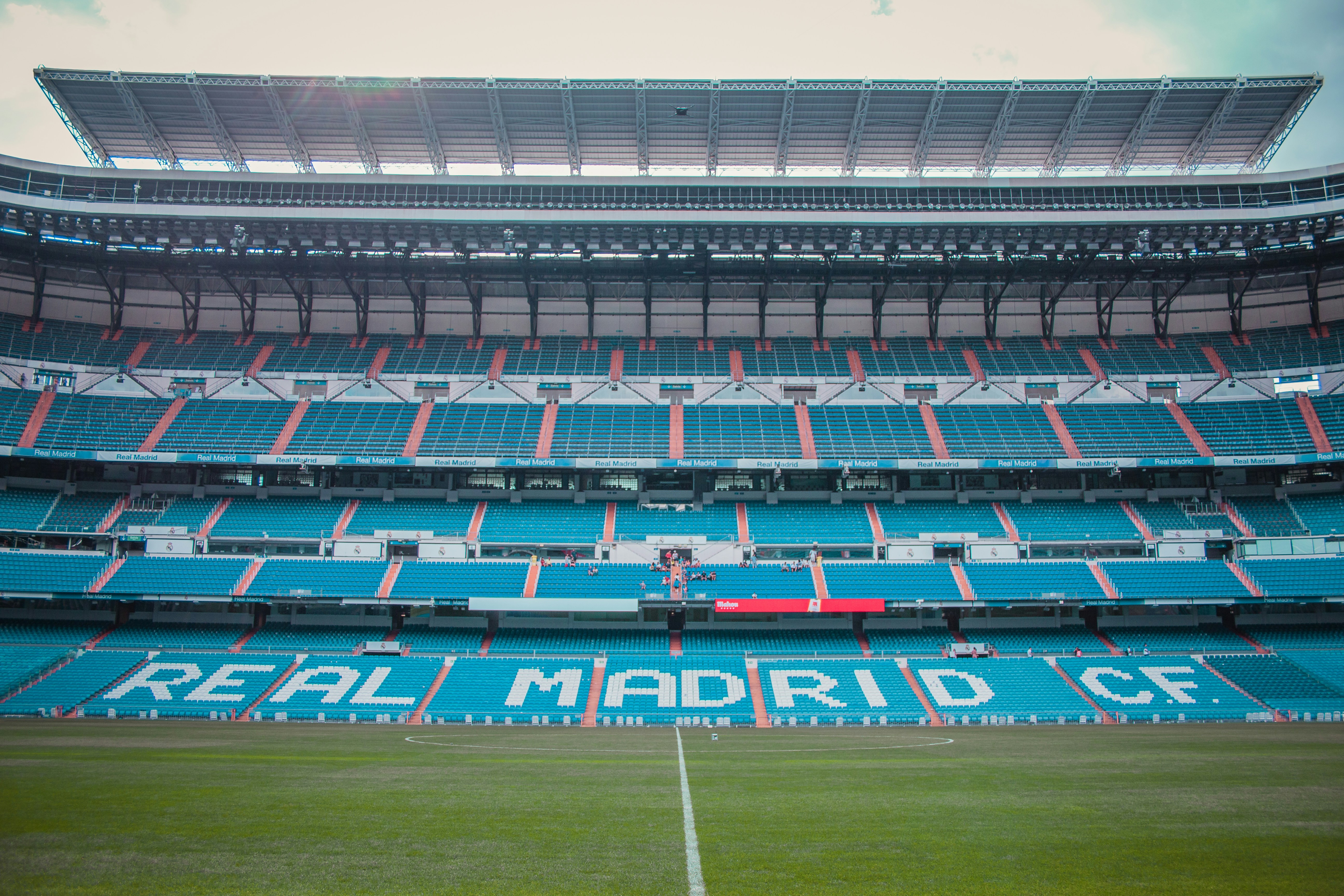 Las 15 mejores empresas de IA para análisis de tickets en Madrid