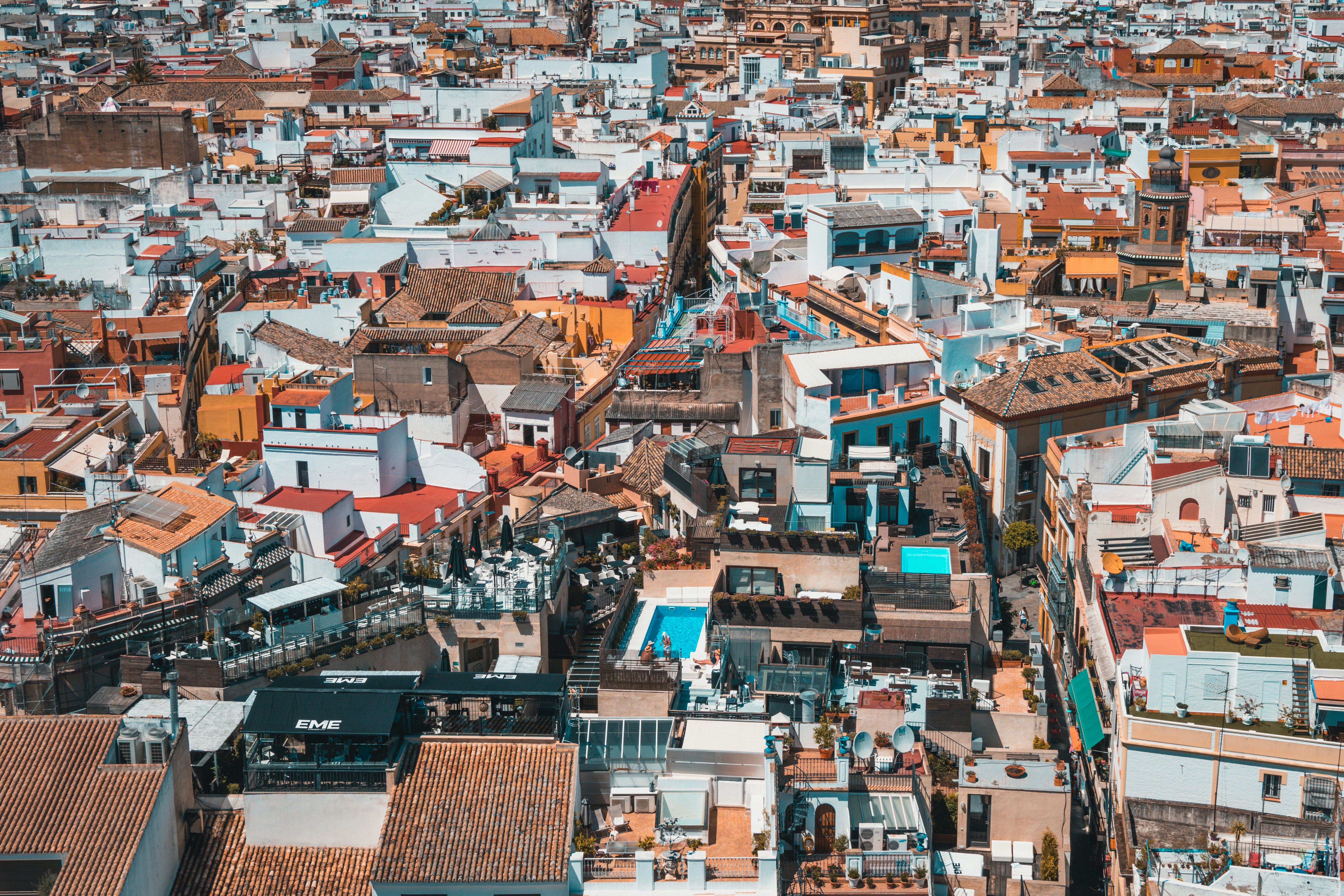 Las 3 mejores empresas de inteligencia artificial generativa para negocios en Sevilla