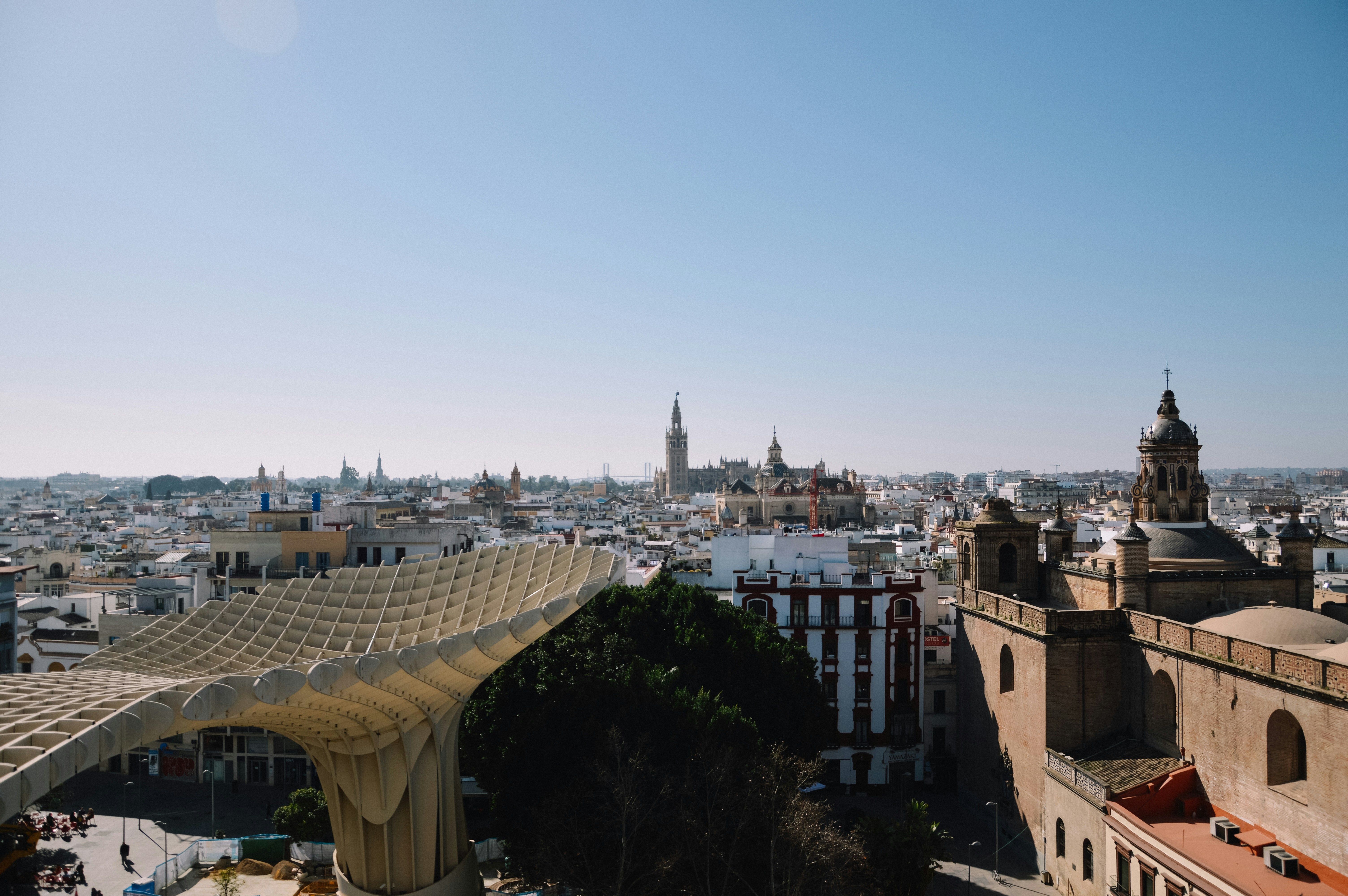 Top 5 empresas de servicios de codificación de IA en Sevilla
