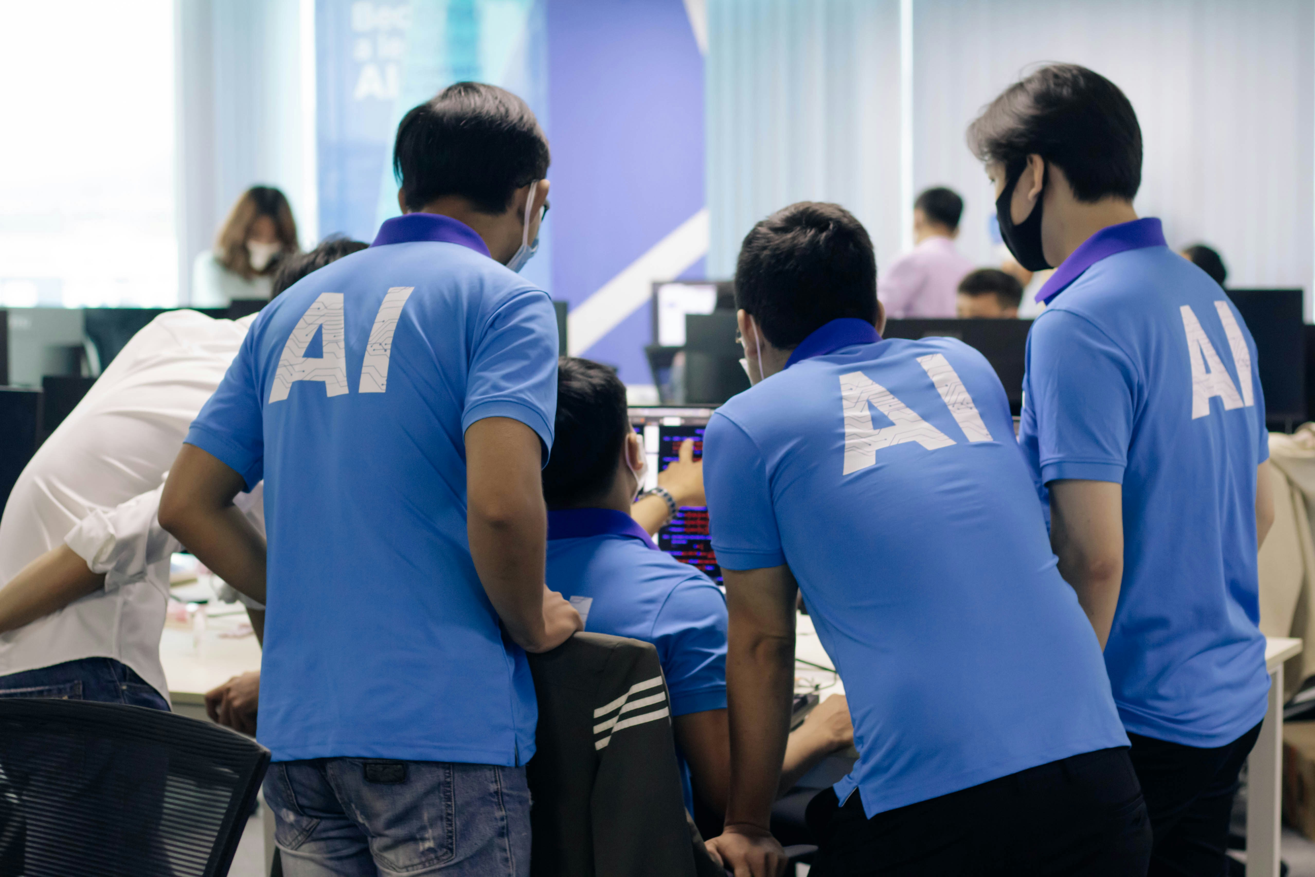 Las 50 mejores empresas para equipos híbridos de humanos e IA en Valencia