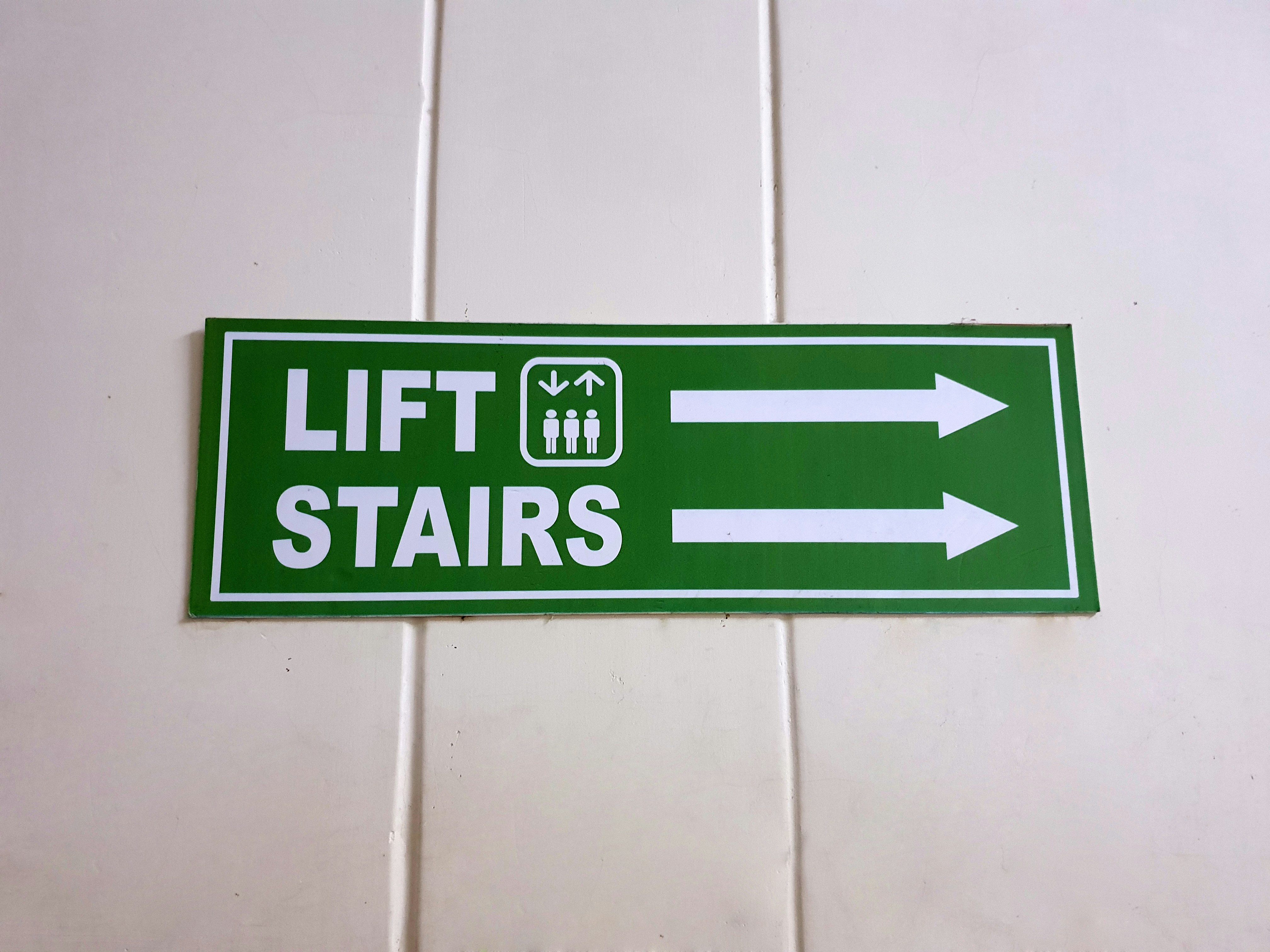 7 señales de que tu ascensor necesita mantenimiento - No esperes hasta que sea demasiado tarde