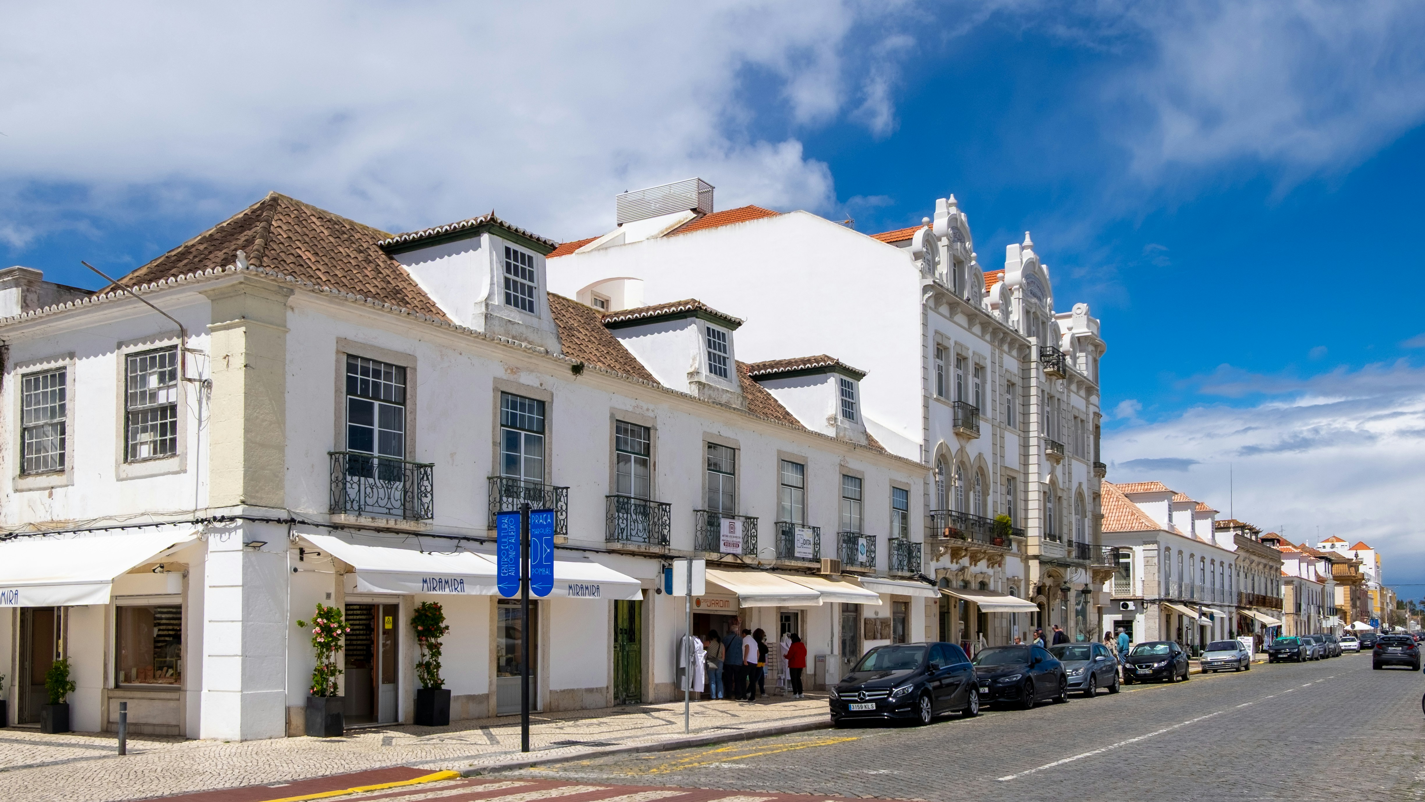 Las mejores 5 empresas de servicios n8n en Pontevedra