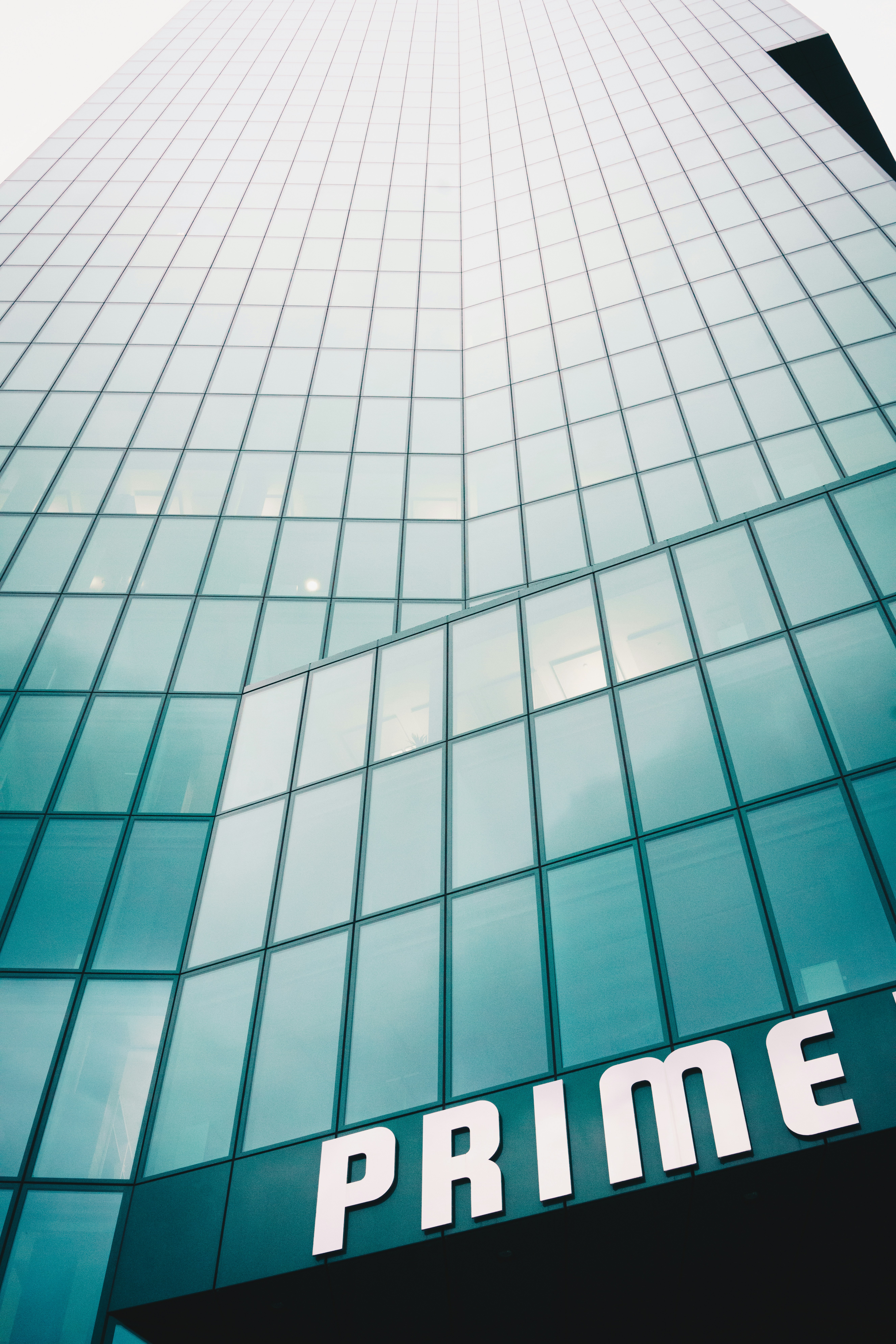 Tendencias de la industria en el desarrollo de CRM interno: Una guía completa