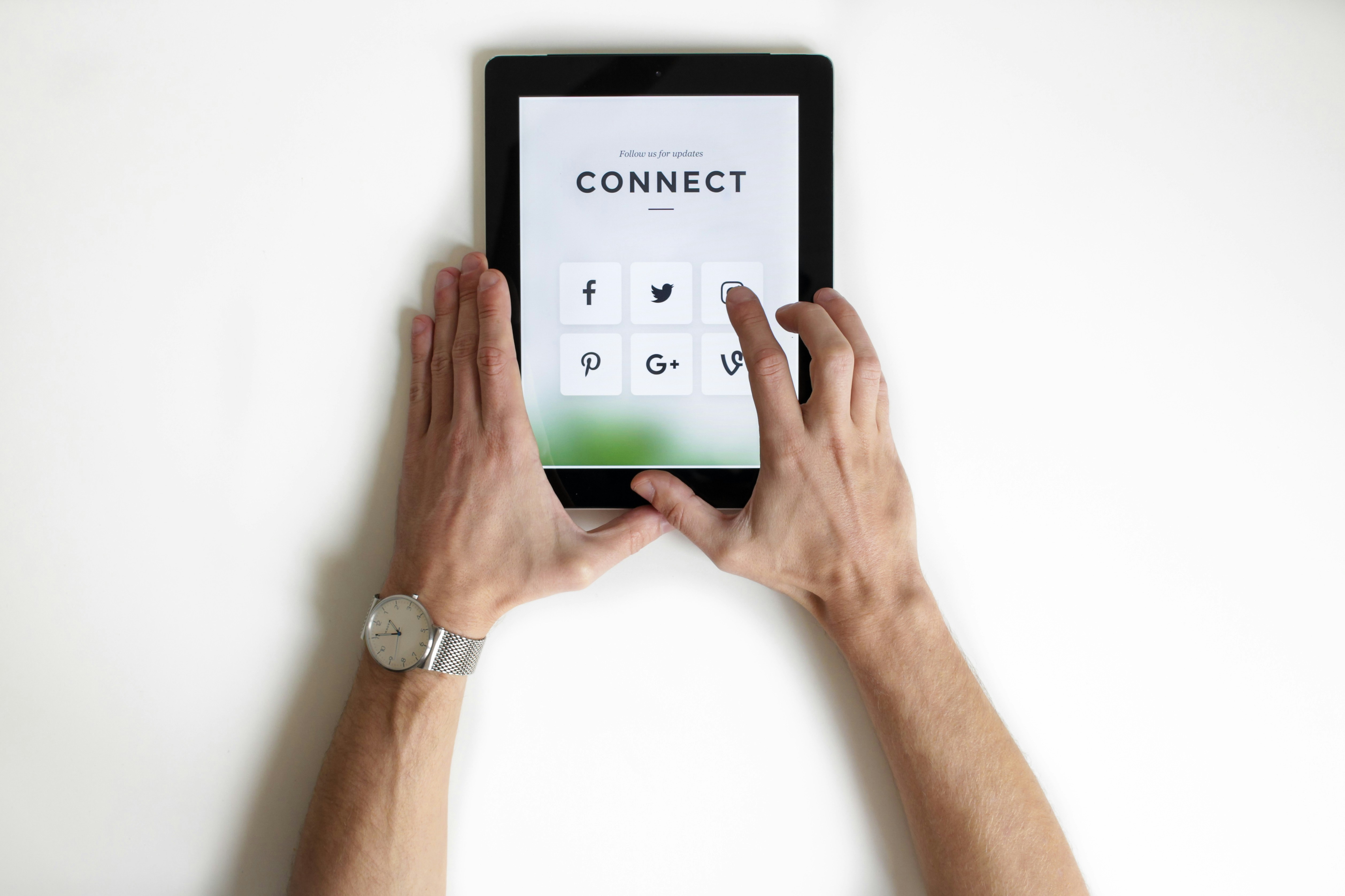 ¿Cuáles son las ventajas de conectar nuestro desarrollo personalizado de sistemas?
