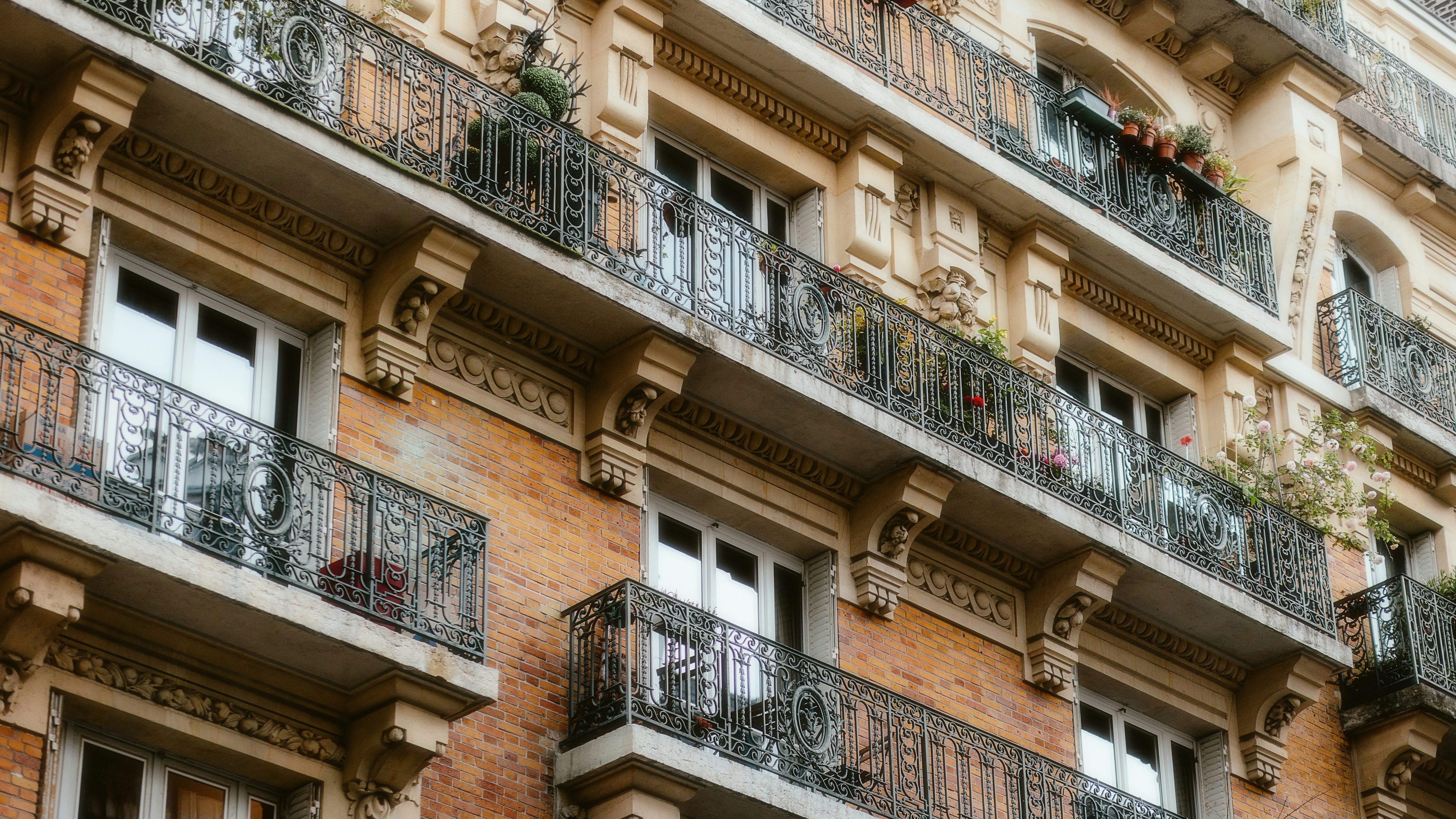 Beneficios del sector asegurador español con la herramienta ChatGPT impulsada por IA