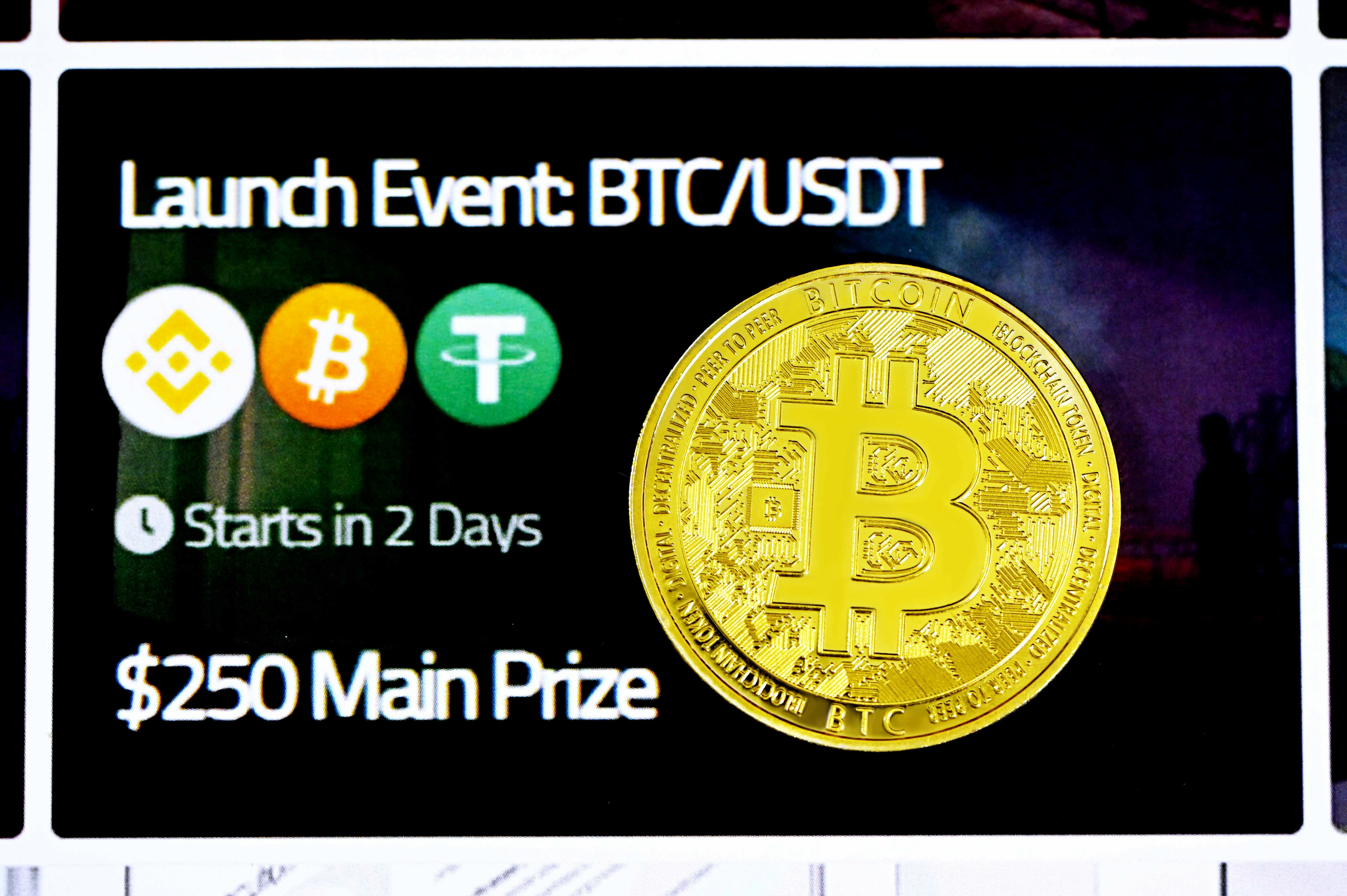 Patched-DeltaNet: Memoria Impulsada por Eventos a Nivel de Token para Detección de Anomalías en Tiempo Lineal