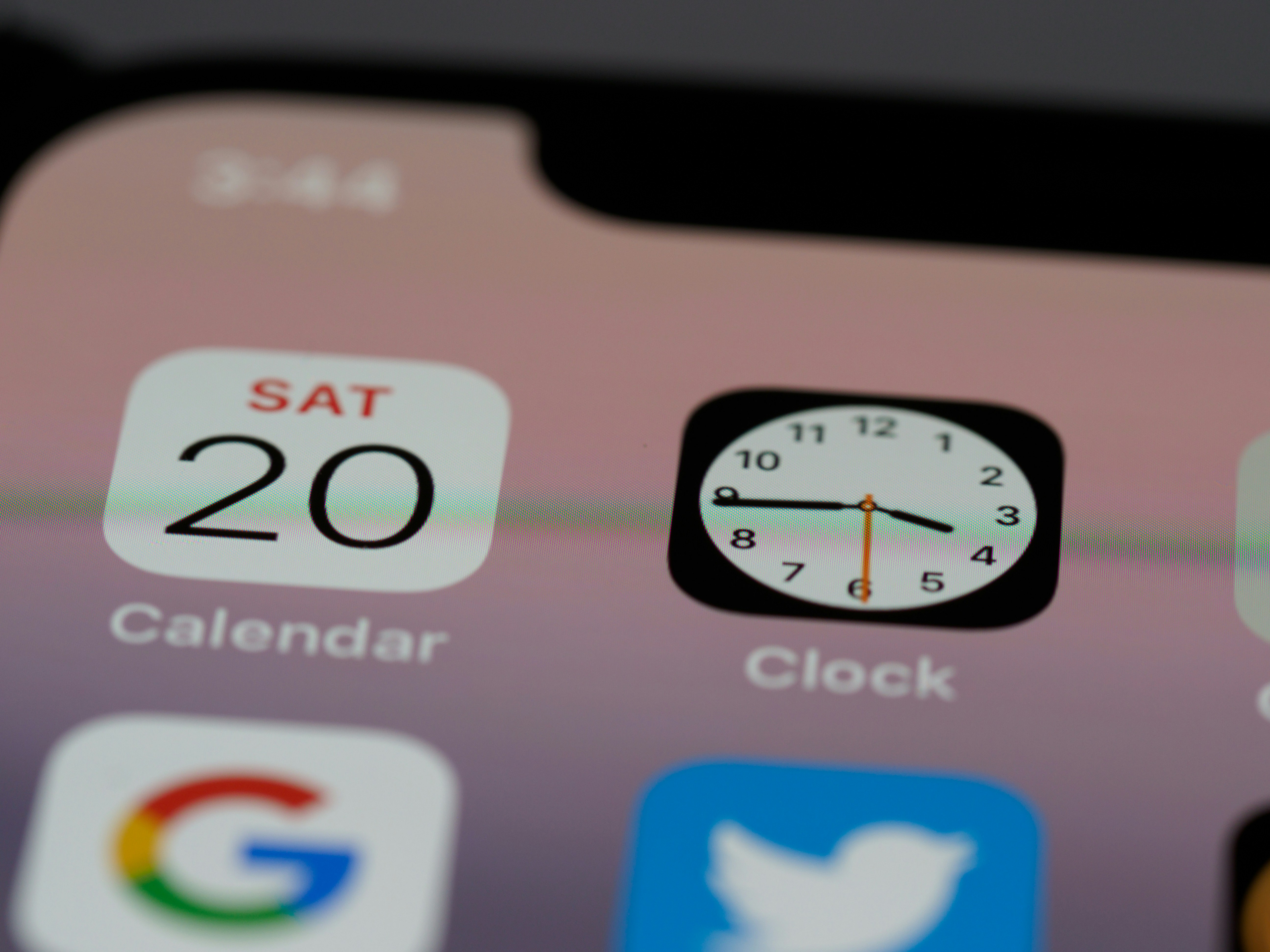 ¿Por qué las empresas necesitan Android e iOS en 2024?