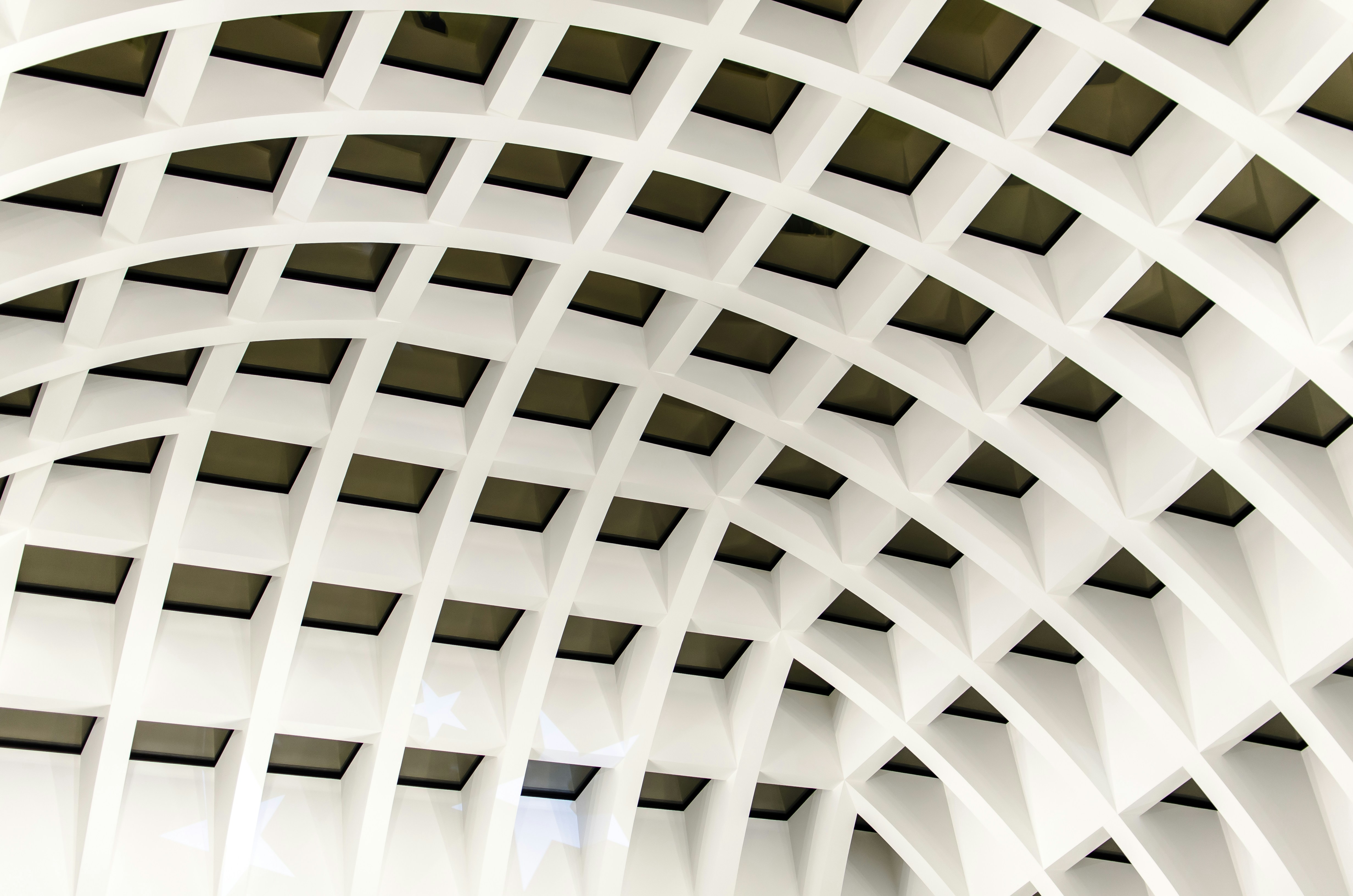 El contrato de la API: Por qué una arquitectura API-First es innegociable para el software moderno