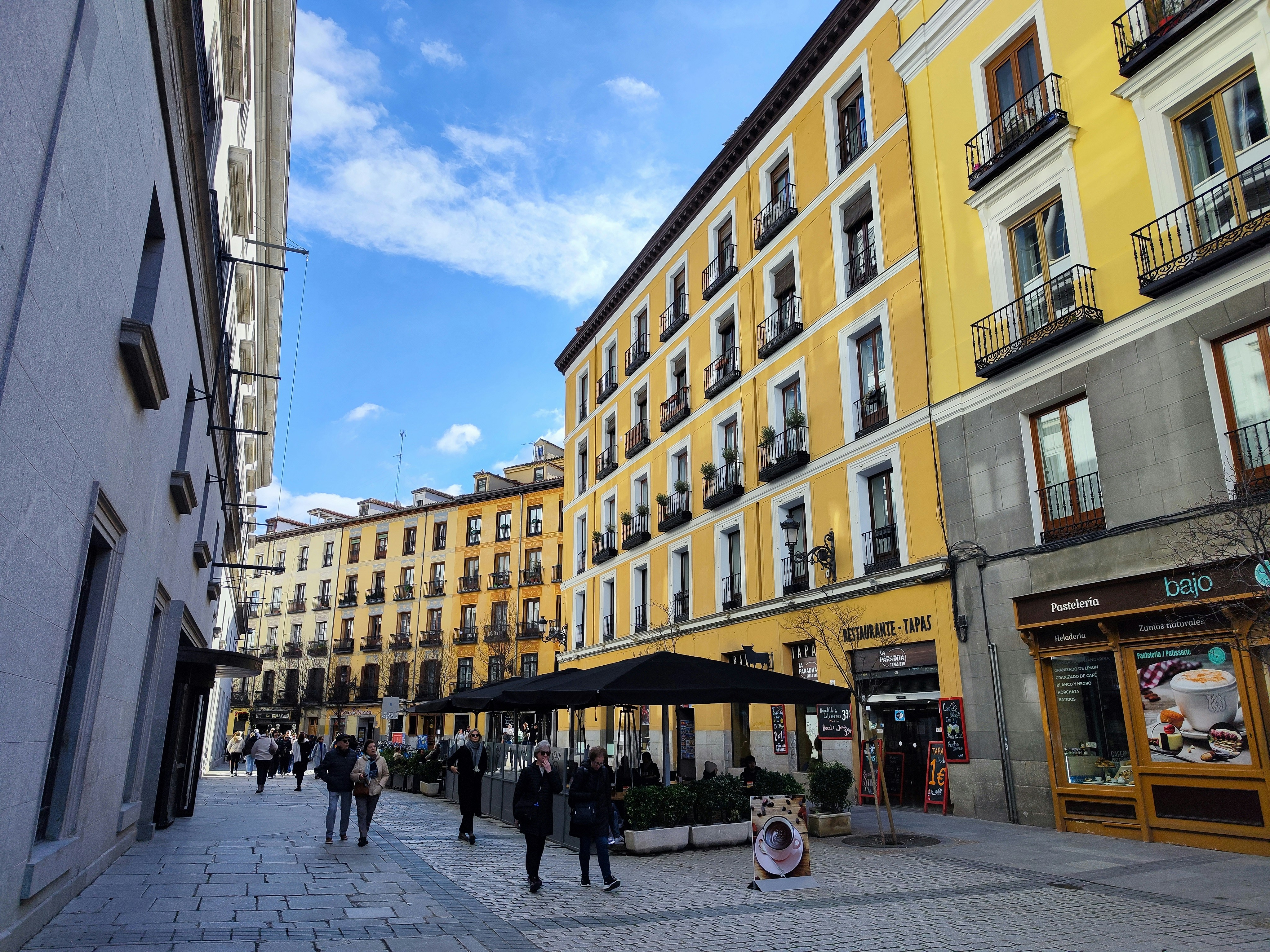 ¿Por qué es importante el CRM personalizado en Madrid para pequeñas empresas en España?