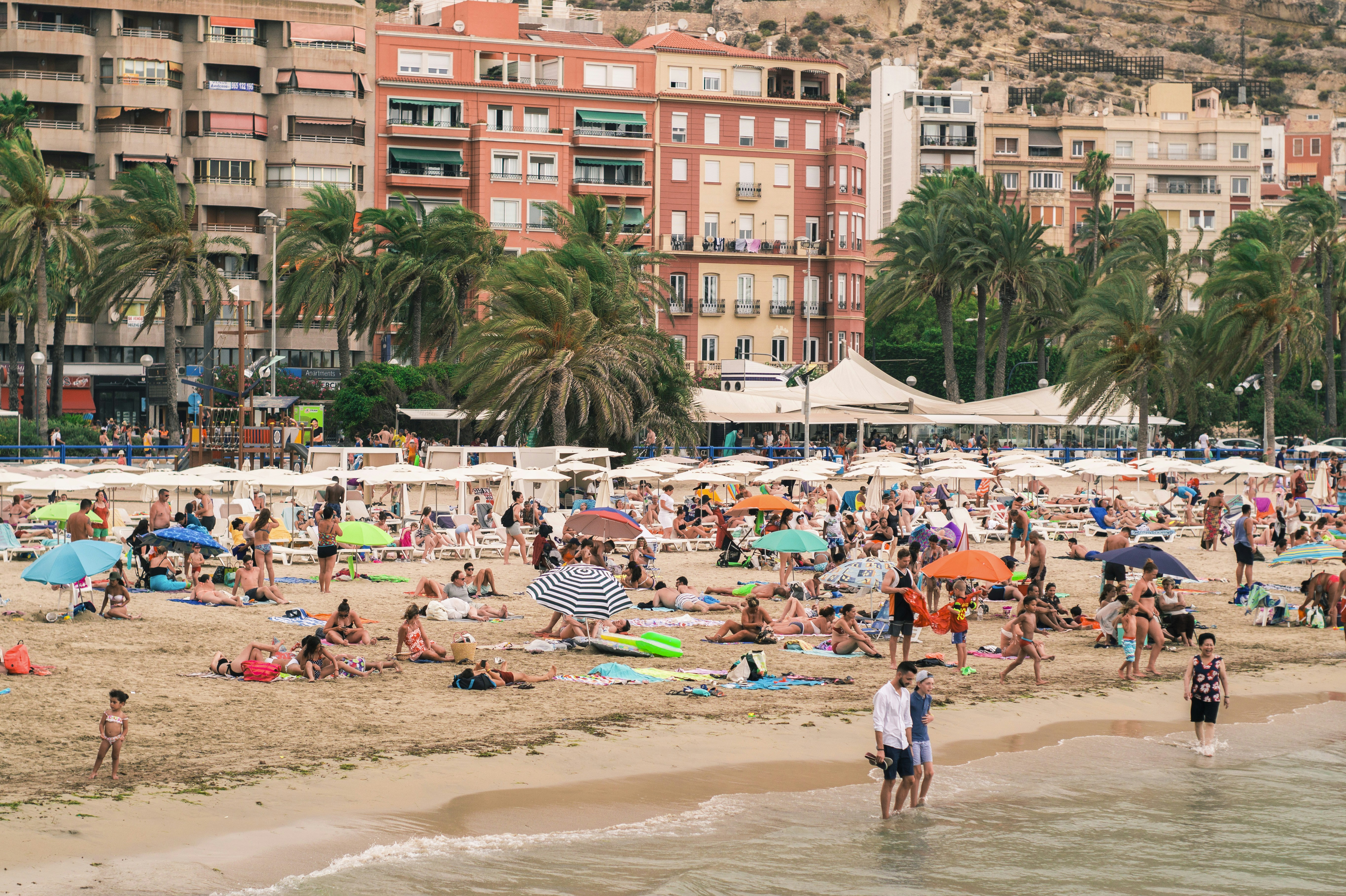 Por qué las empresas de turismo en español prefieren la programación automática de citas