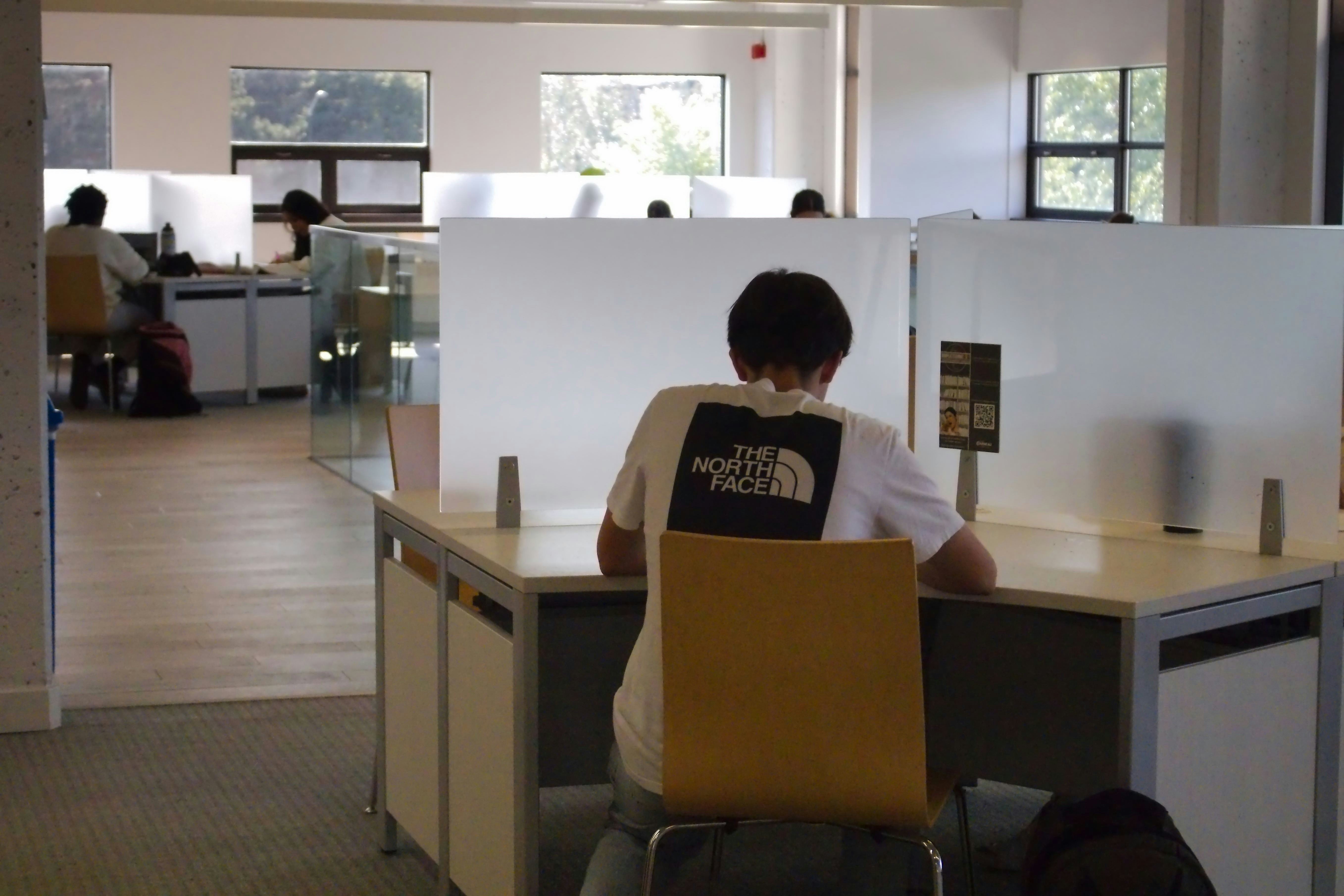 Jamie Dimon evita este hábito 'irrespetuoso' durante el día de trabajo