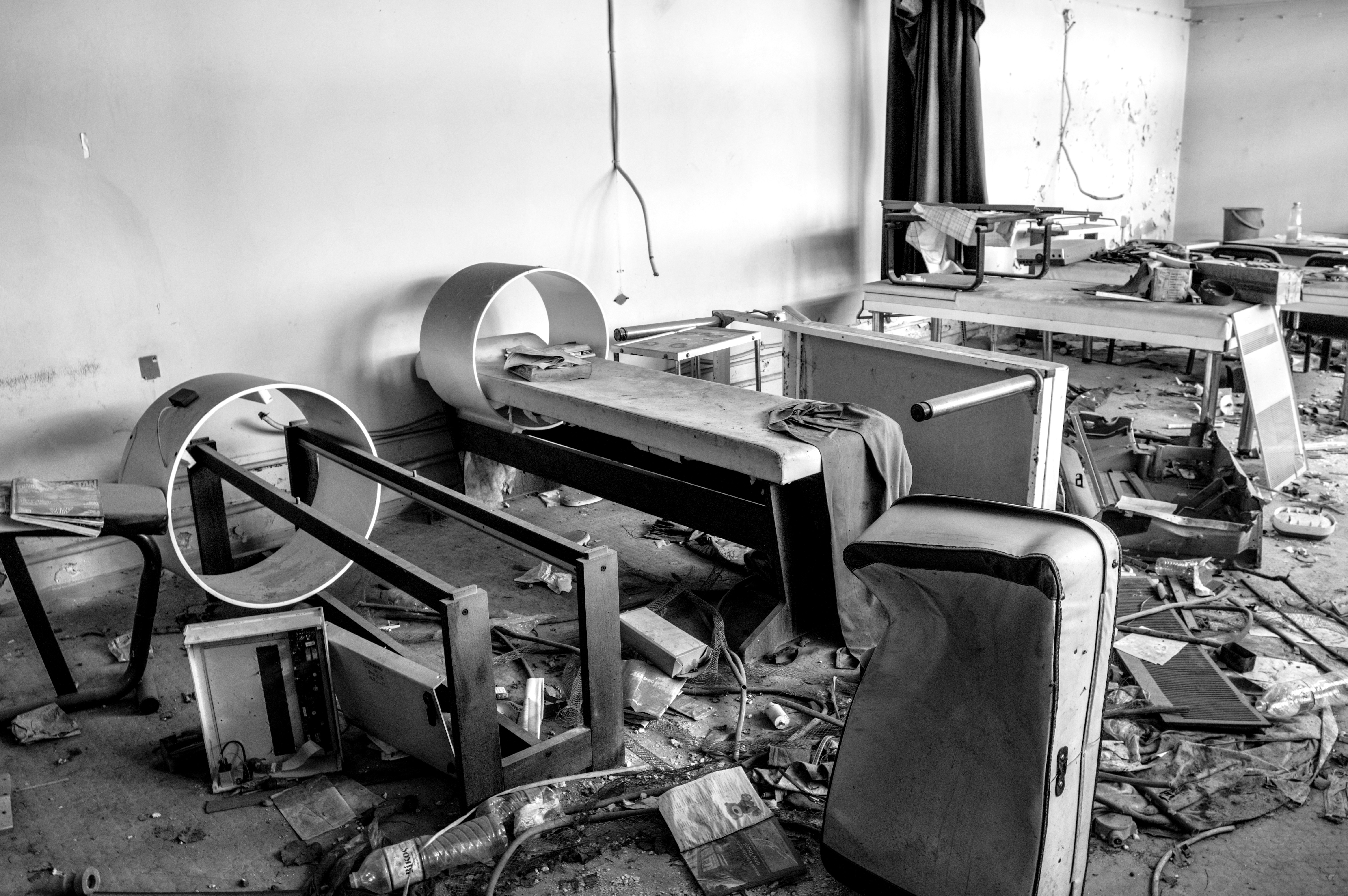 ¿Qué sucede si hay un fallo del sistema en los procesos automatizados con inteligencia artificial?