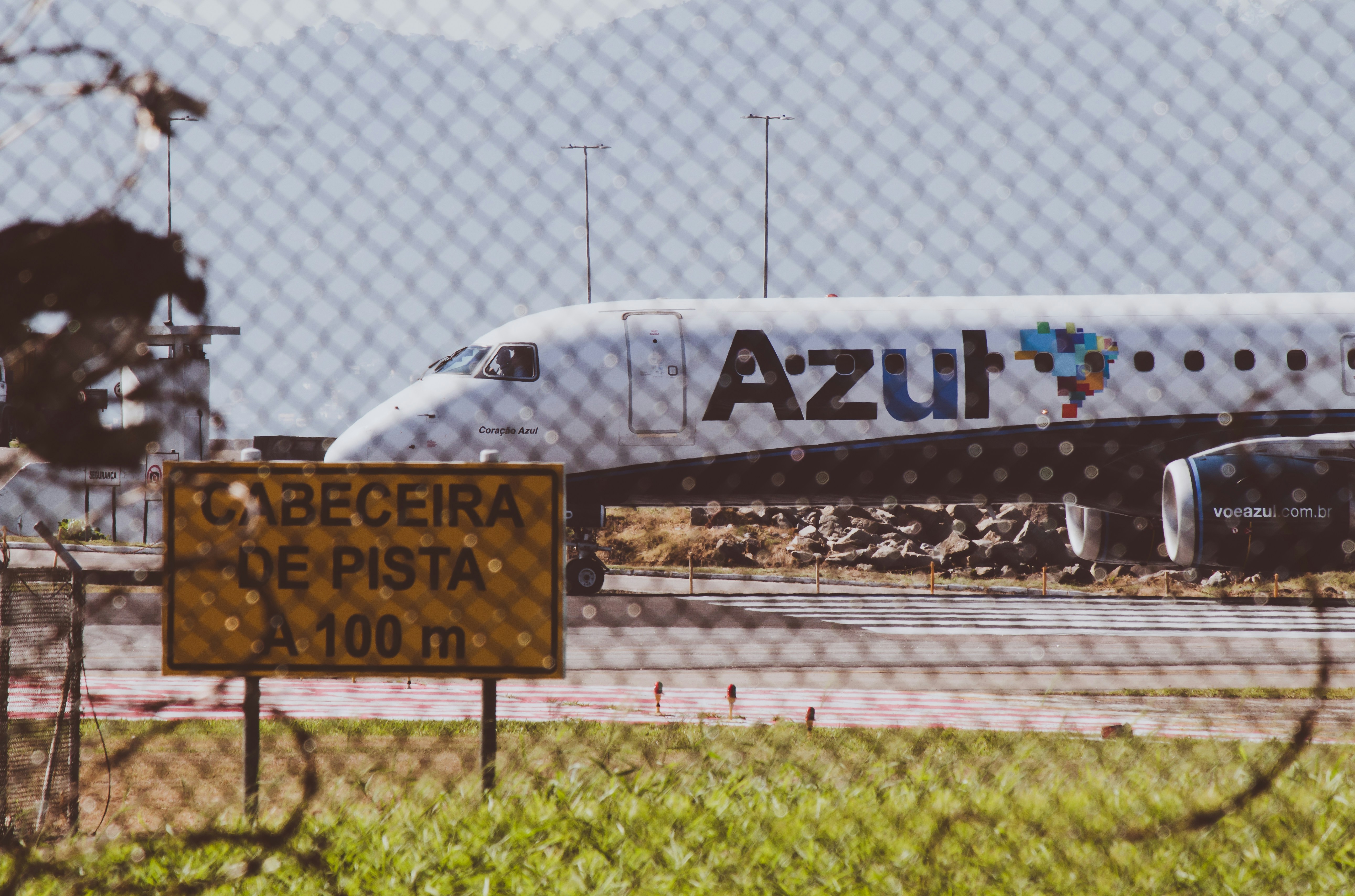 Zona de aterrizaje de Azure AI segura y compliante: marco de políticas e ideas recomendadas