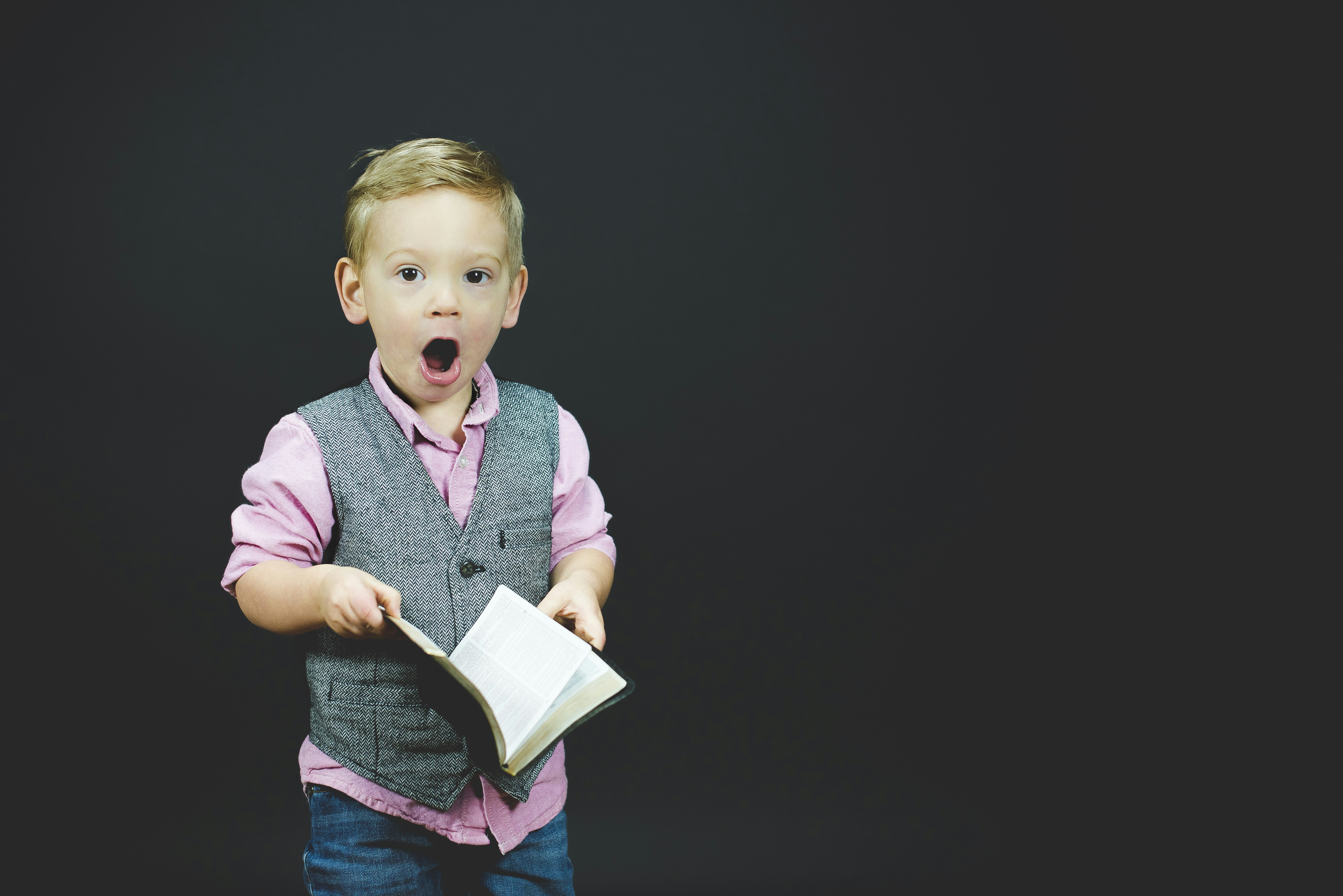 Detección contextual de habla para niños en grabaciones largas