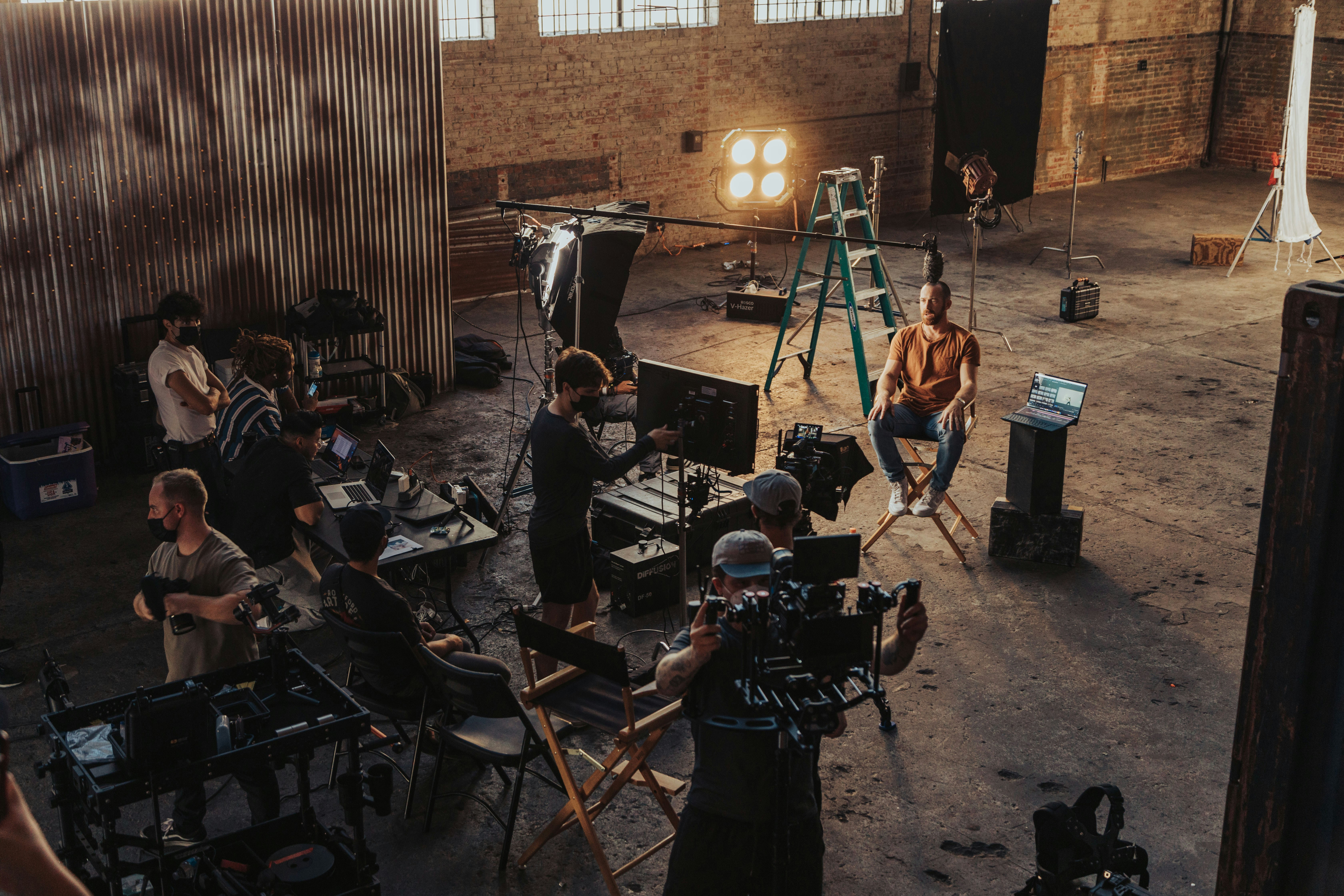 El futuro de Hollywood no es alimentar prompts en modelos de IA genéricos