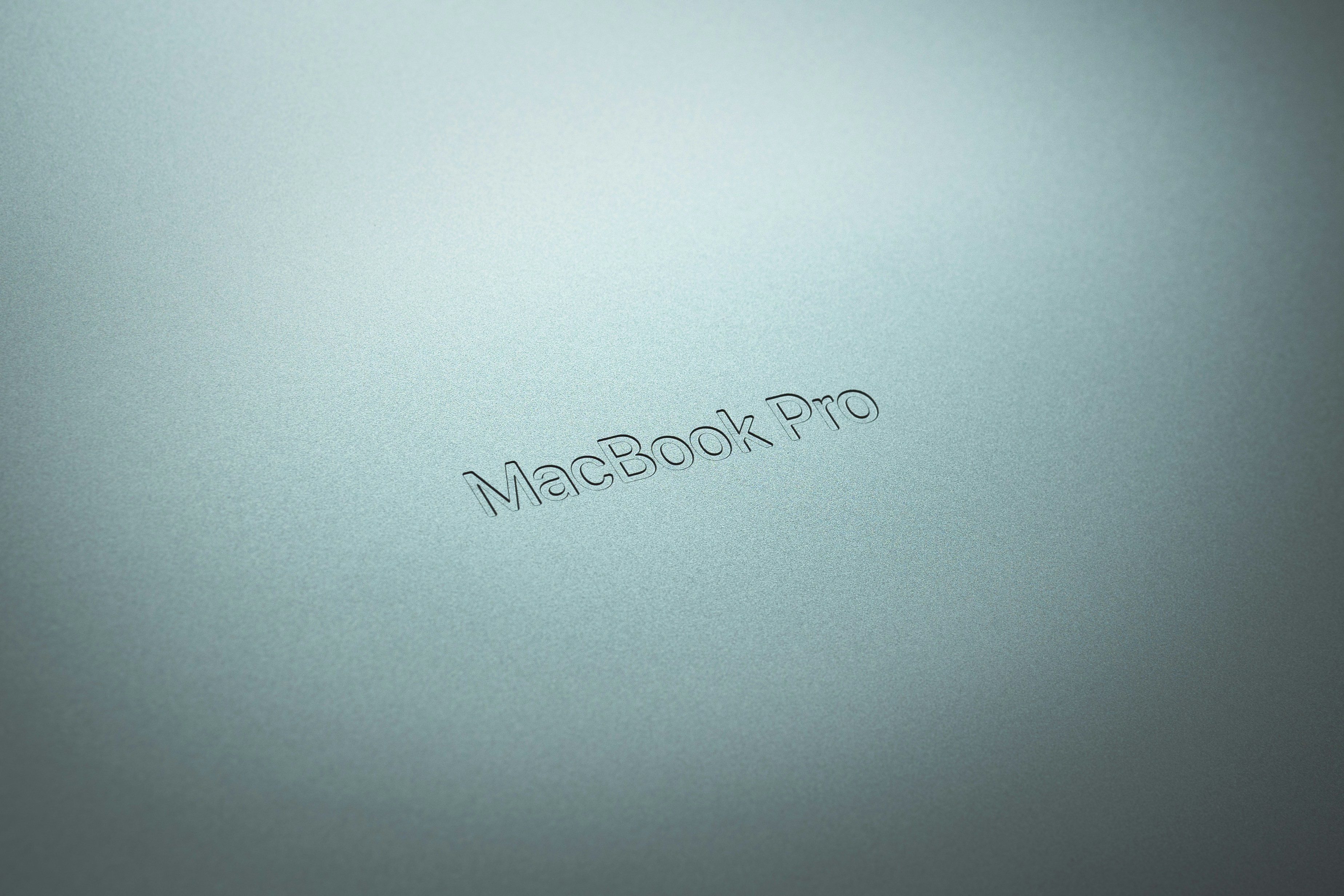 El MacBook Pro M3 no es un lujo, es un arma estratégica para la supervivencia de las pequeñas empresas en 2025