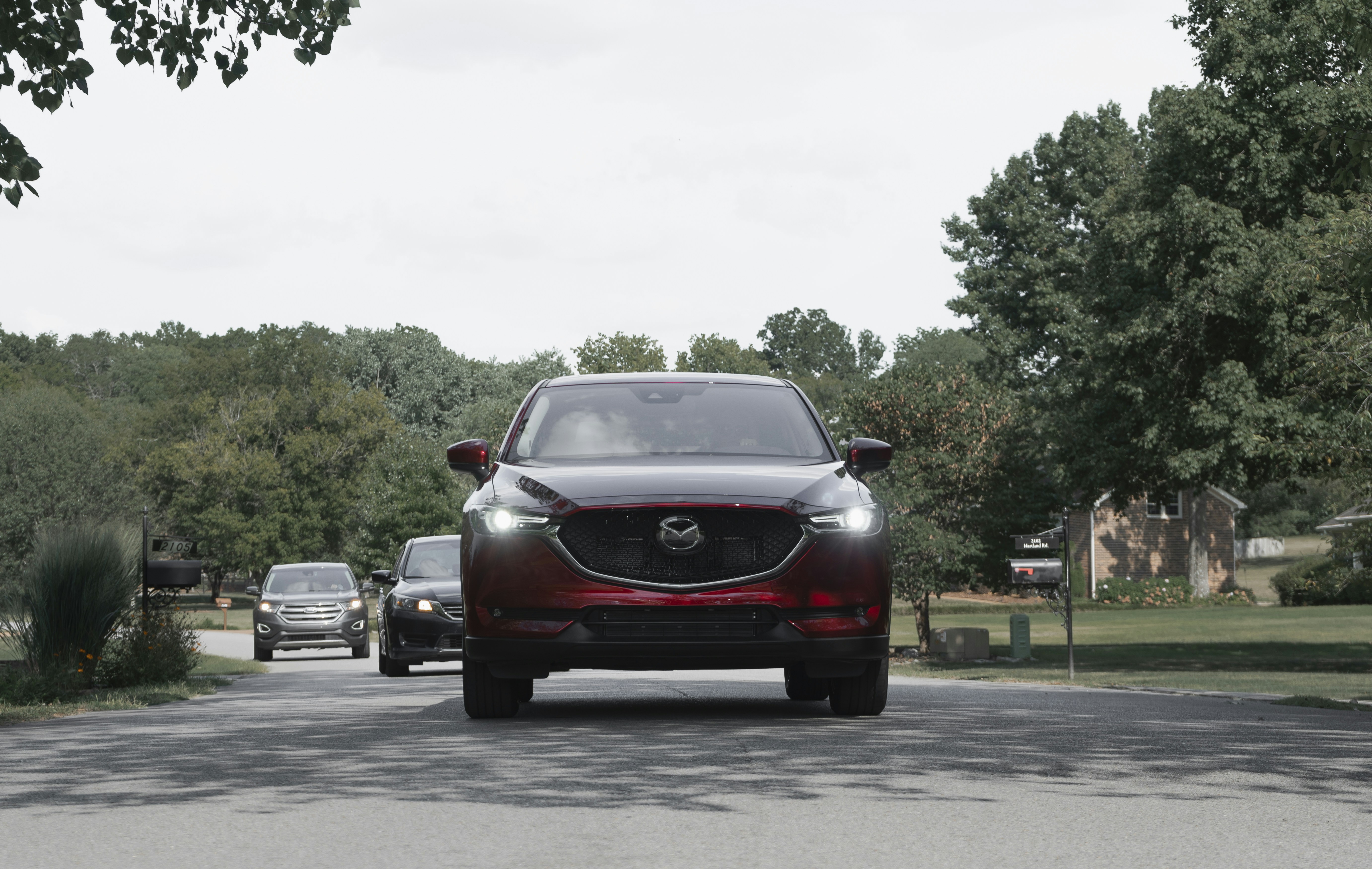 El Mazda CX-90 tiene características que rivalizan con los SUV de lujo