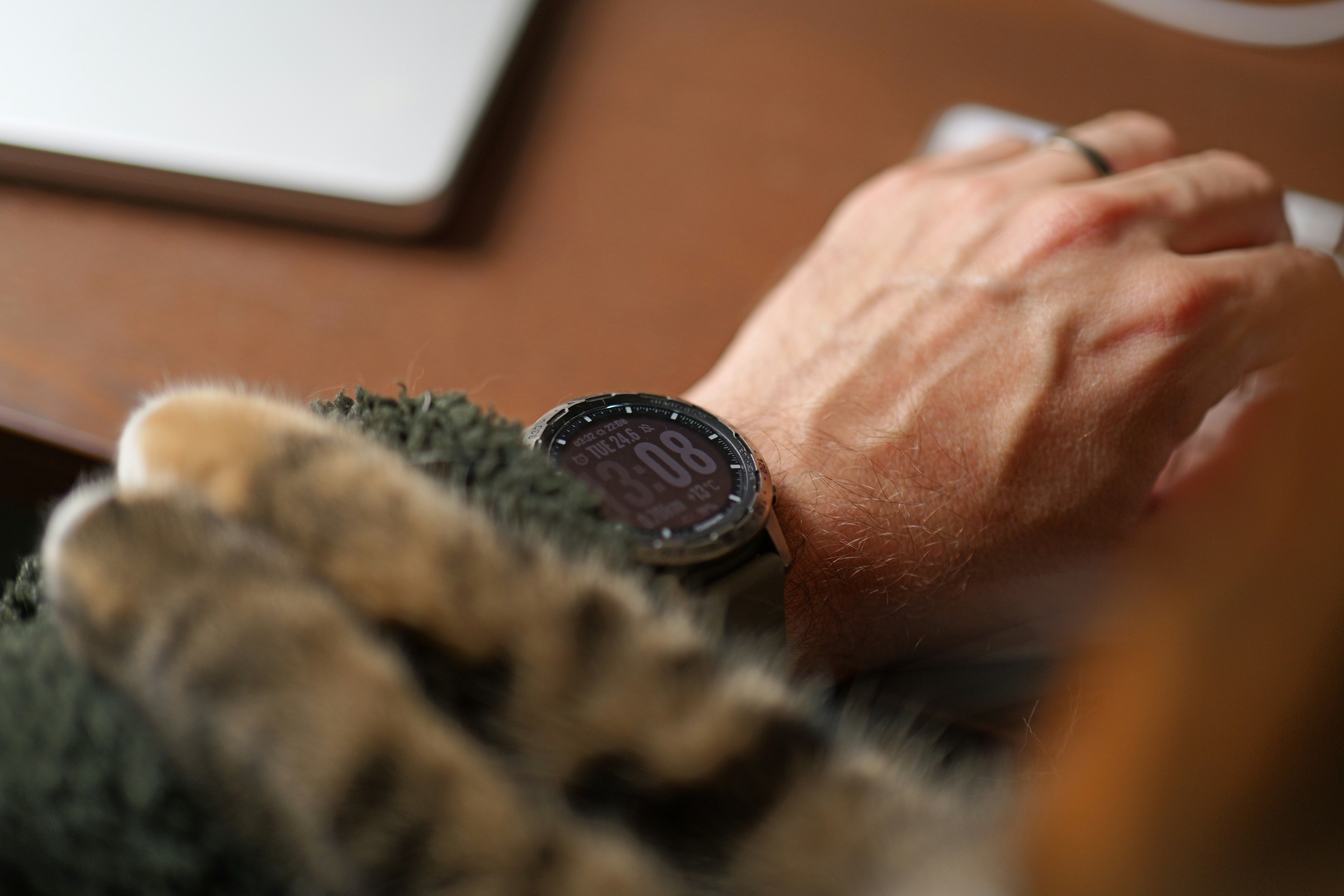 El reloj inteligente Garmin Forerunner 965 tiene un descuento del 33% en este momento