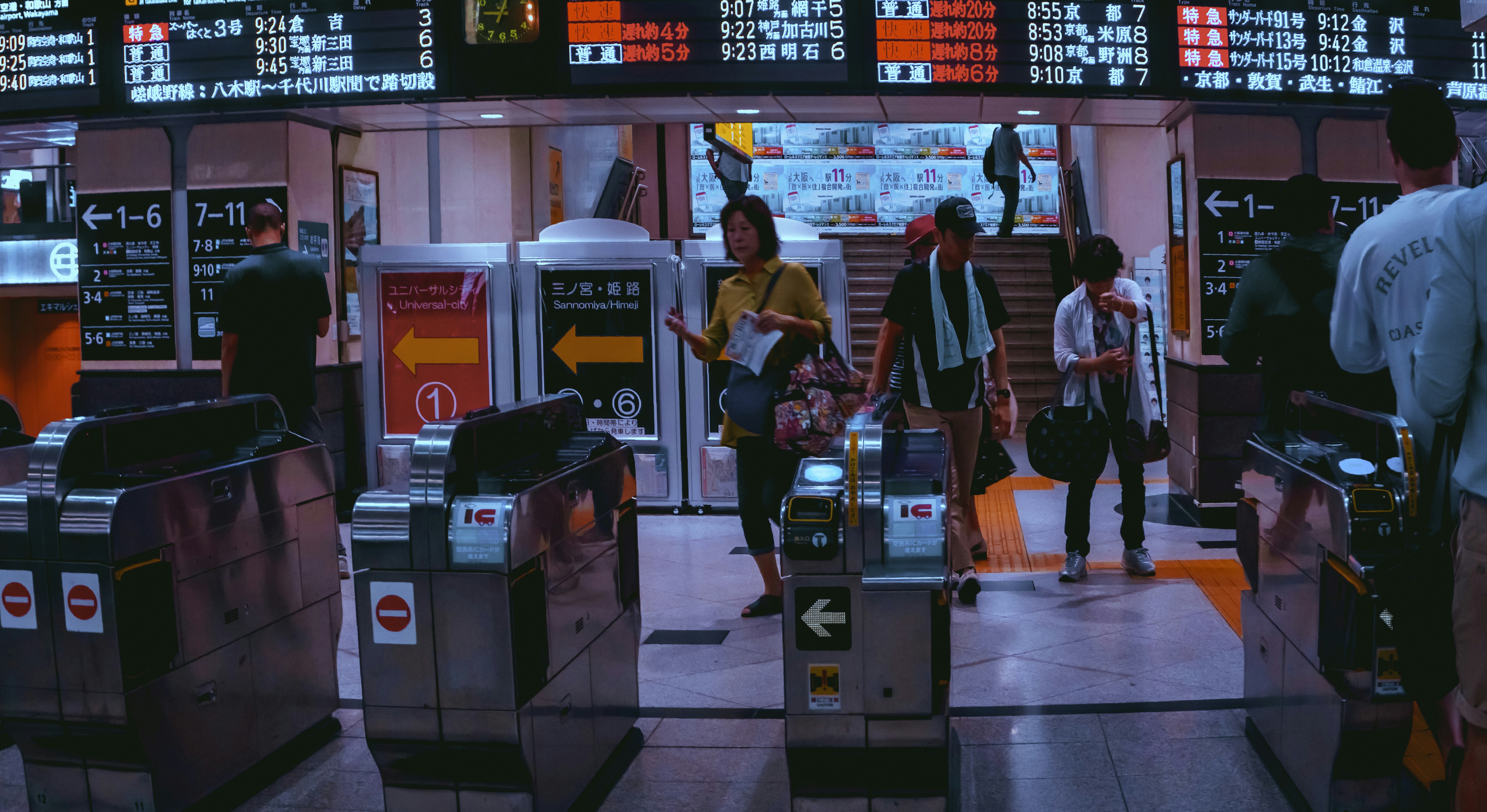 ¿Cómo elijo la IA adecuada para el análisis de tickets para mi negocio?