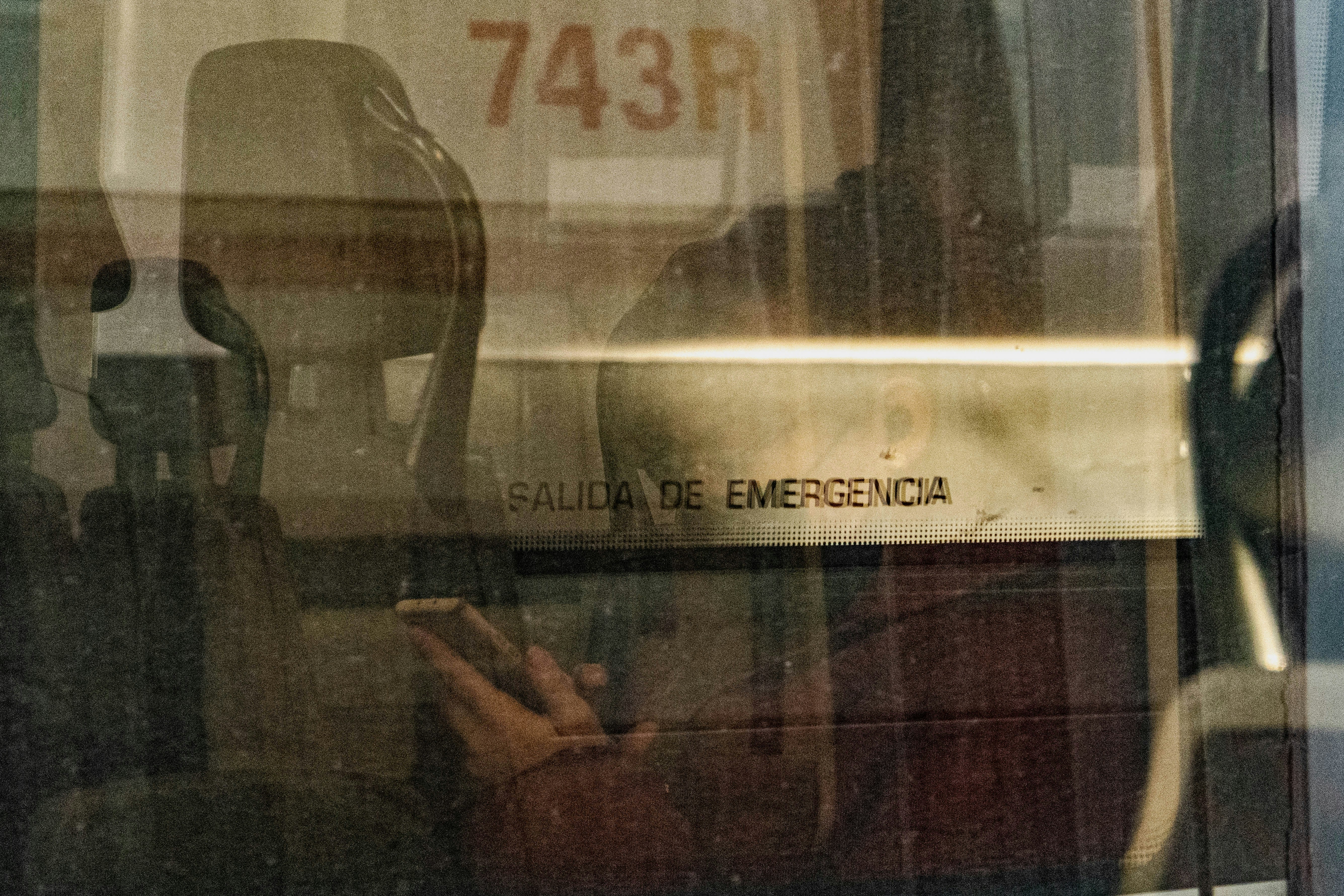 Sobre la emergencia de la sintaxis mediante la interacción local