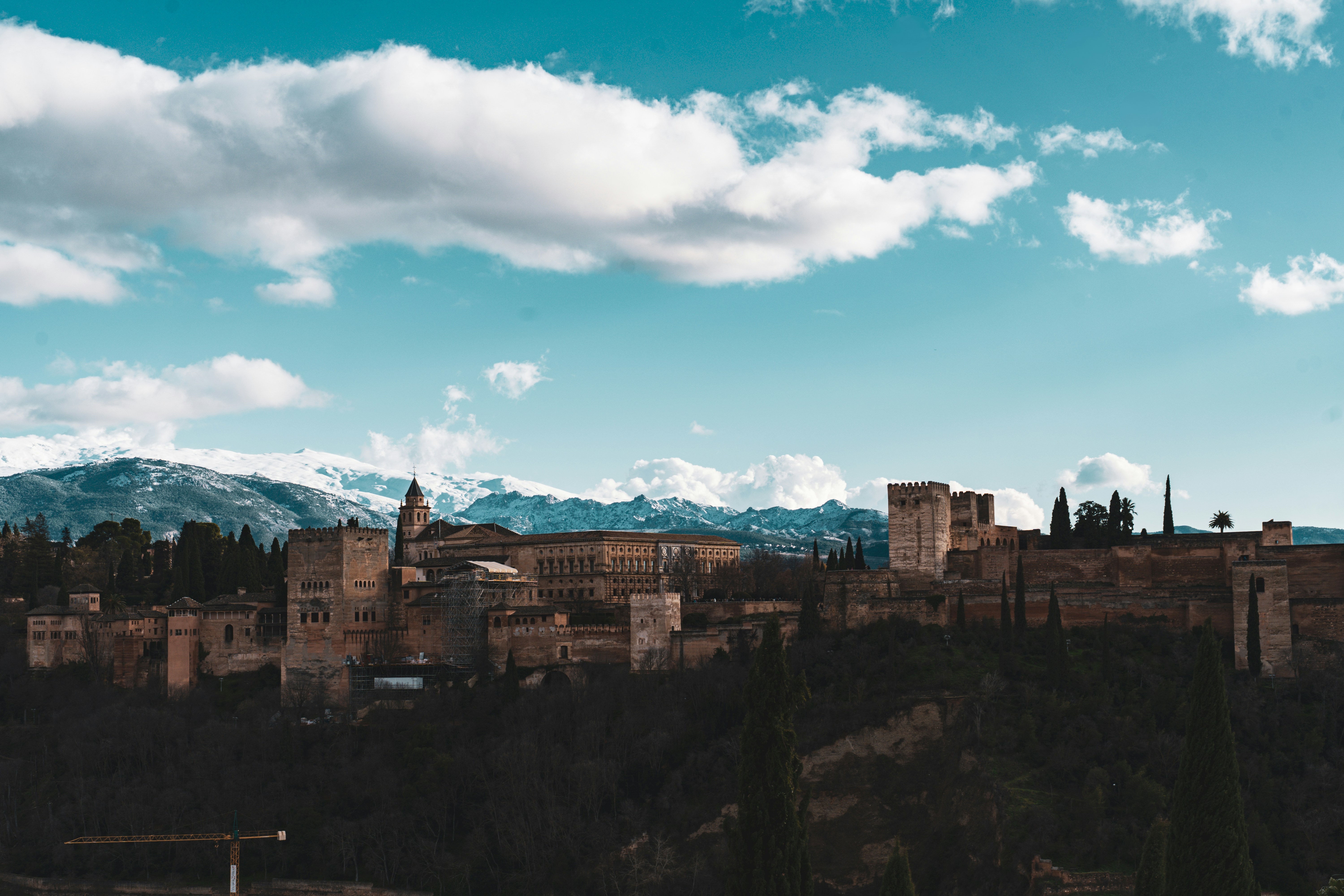 Empresa de software a medida para servicios de control de operaciones en Granada