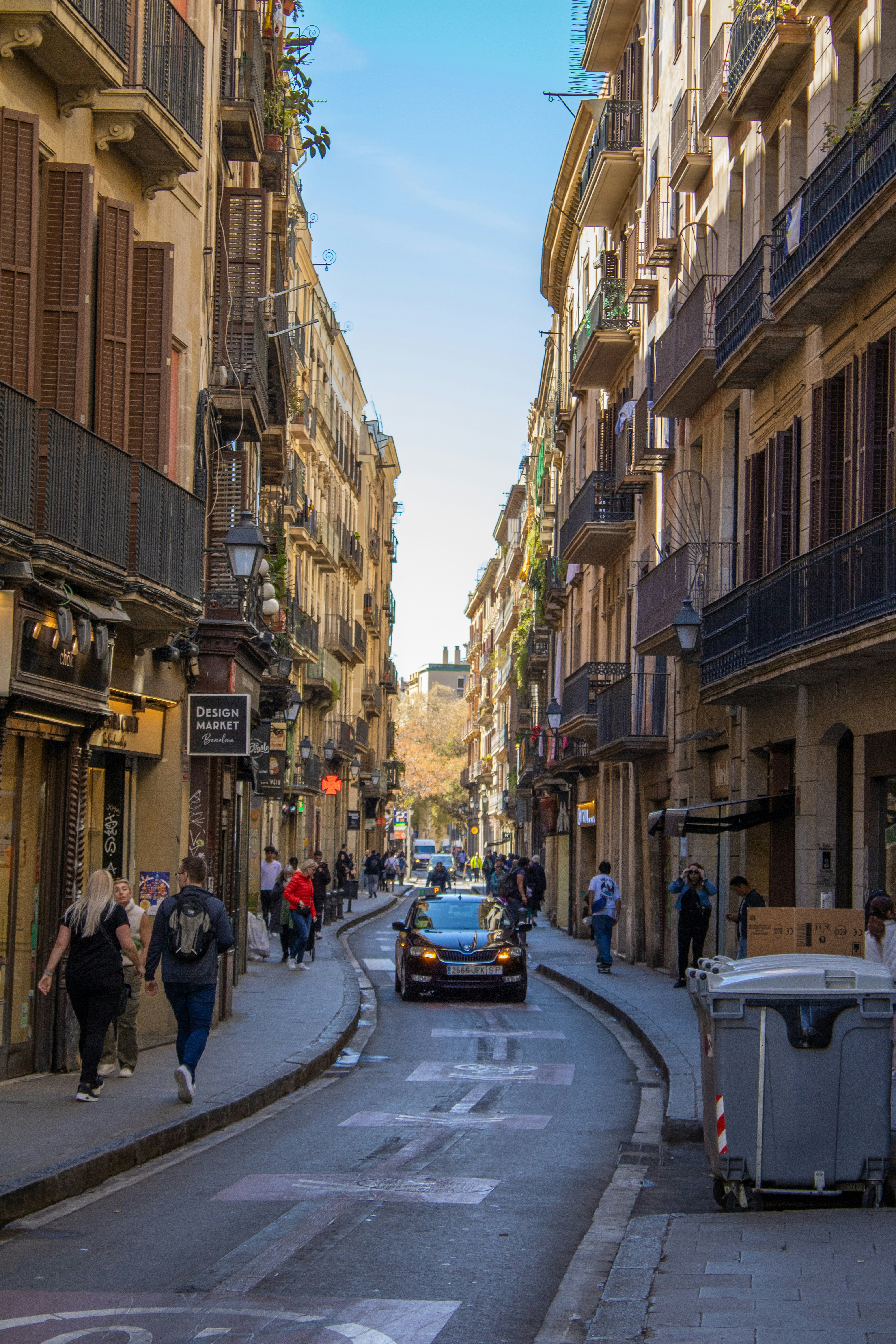 Empresa de servicios automatizados de limpieza de leads inválidos en Barcelona