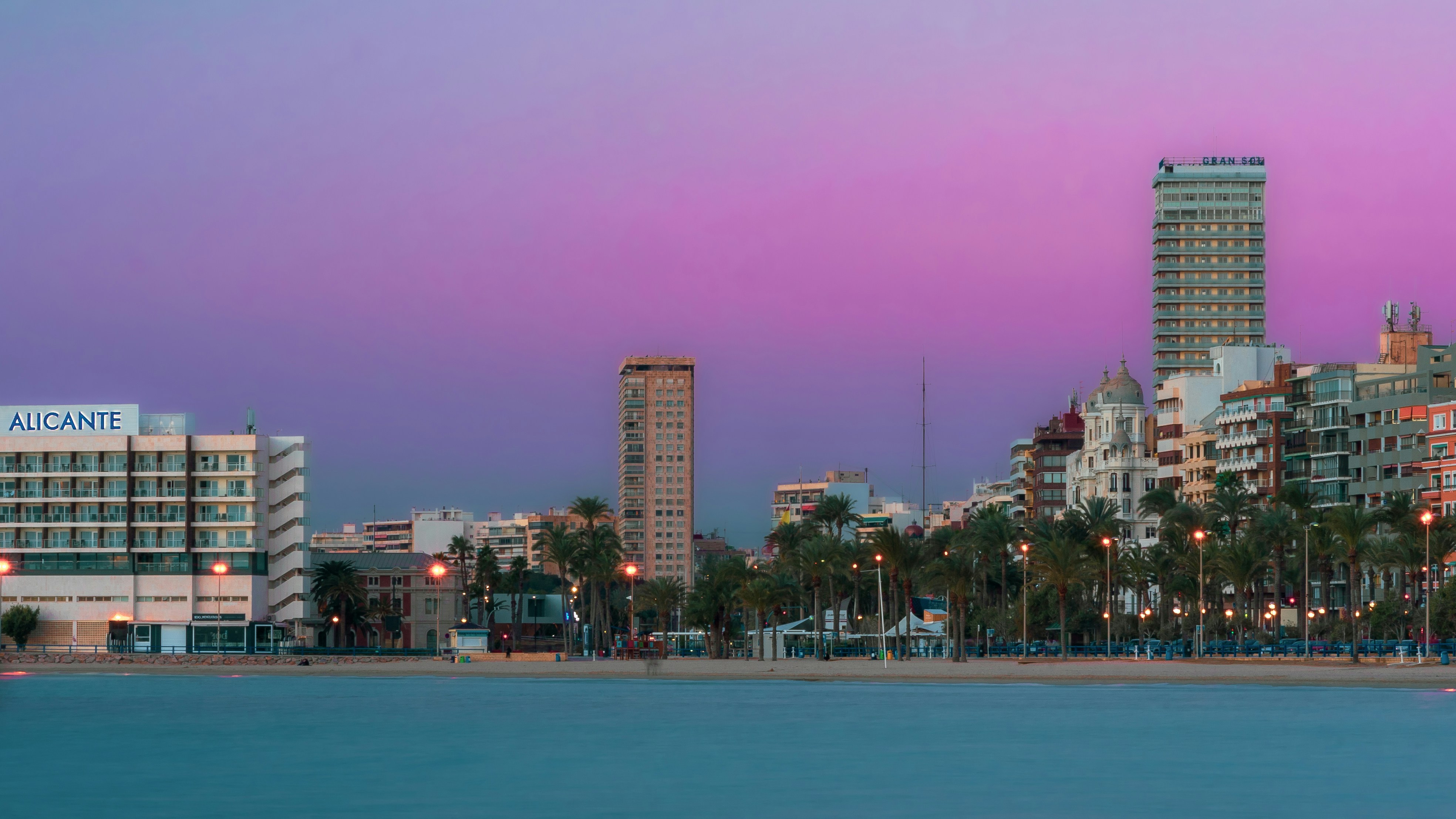 Principales 3 empresas para la automatización de informes en tiempo real en Alicante