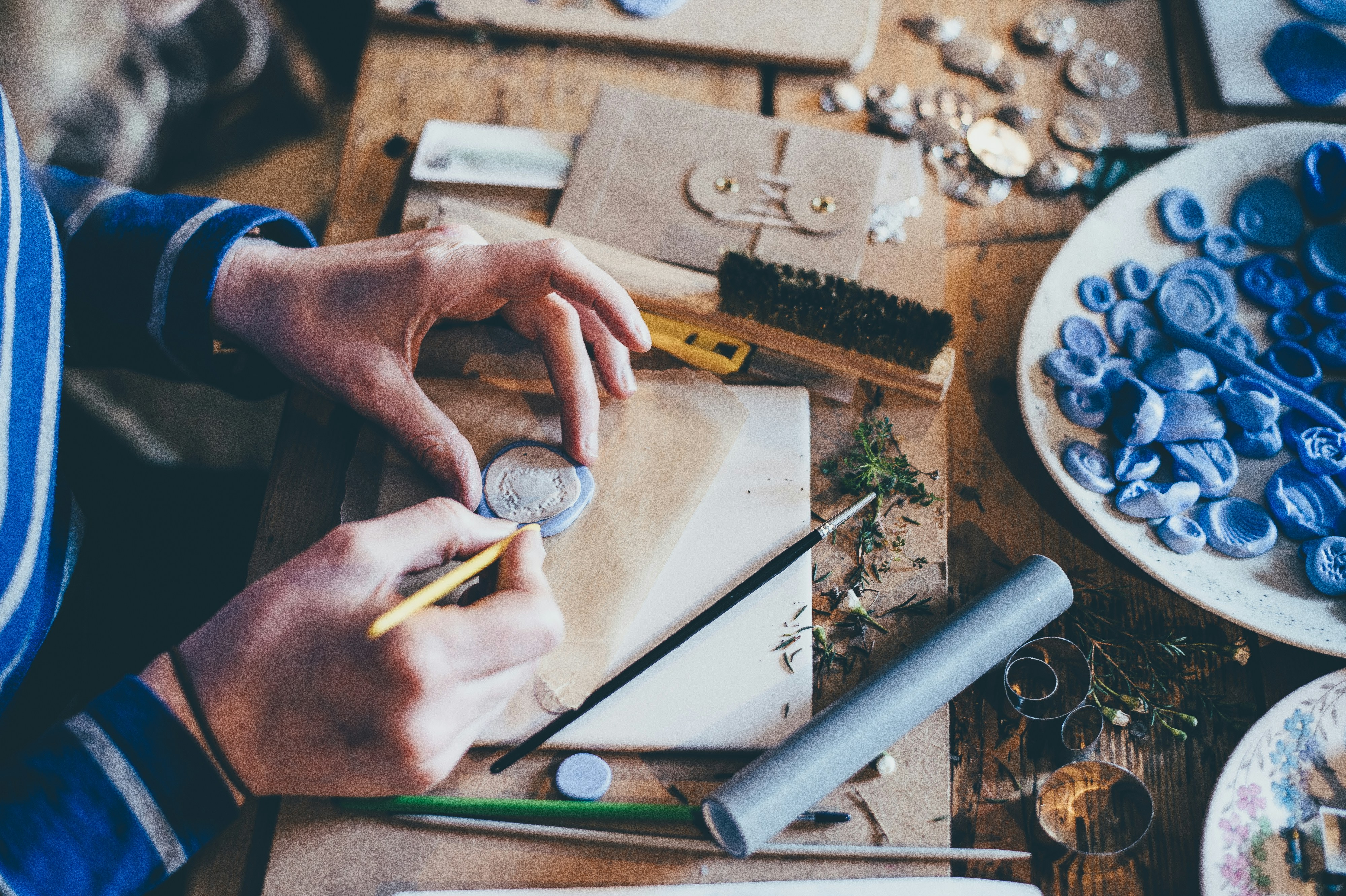 Mejores tiendas de manualidades en línea para cada maker
